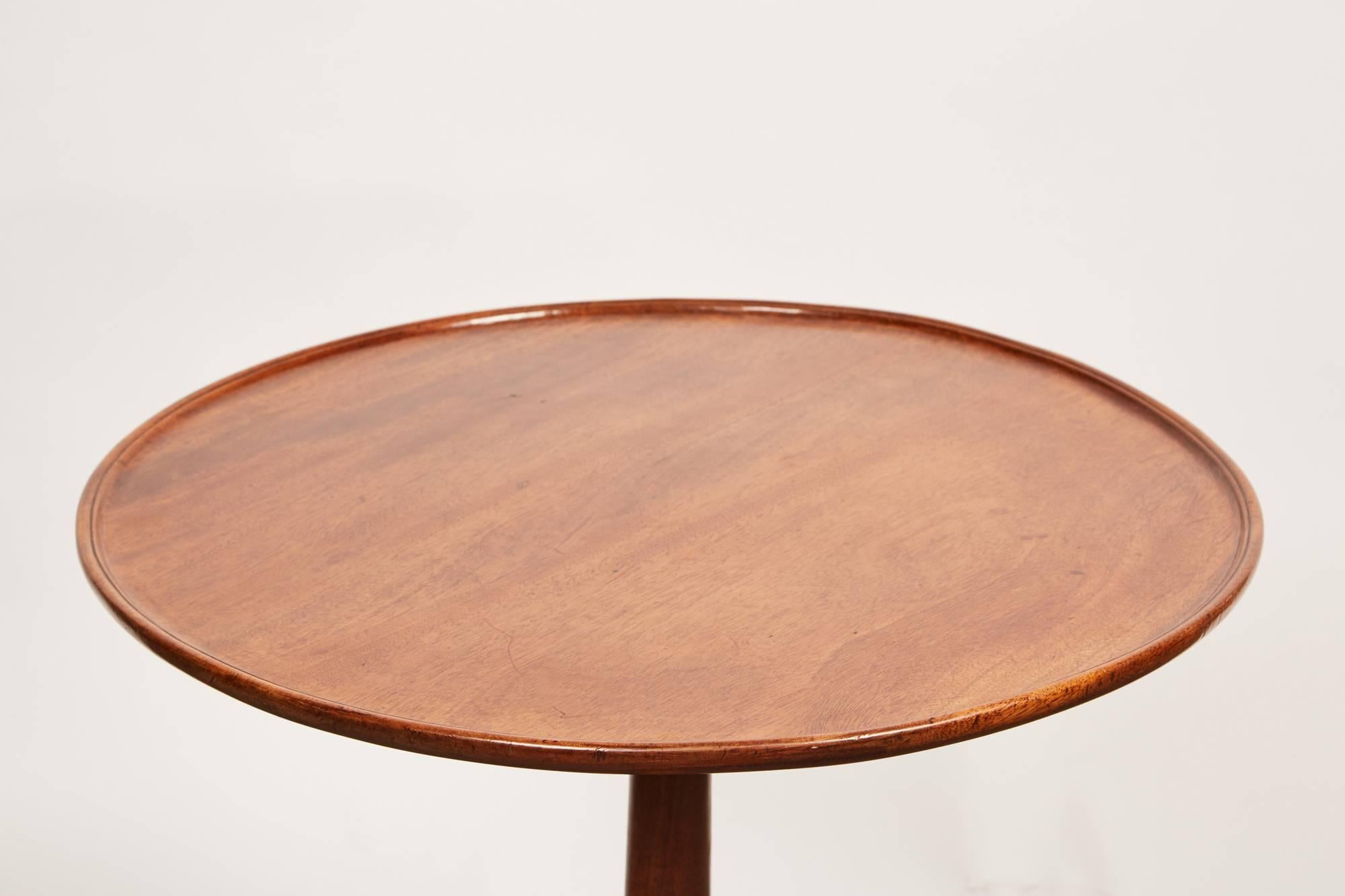 Late 18th Century George III Mahogany Pedestal Table For Sale 1