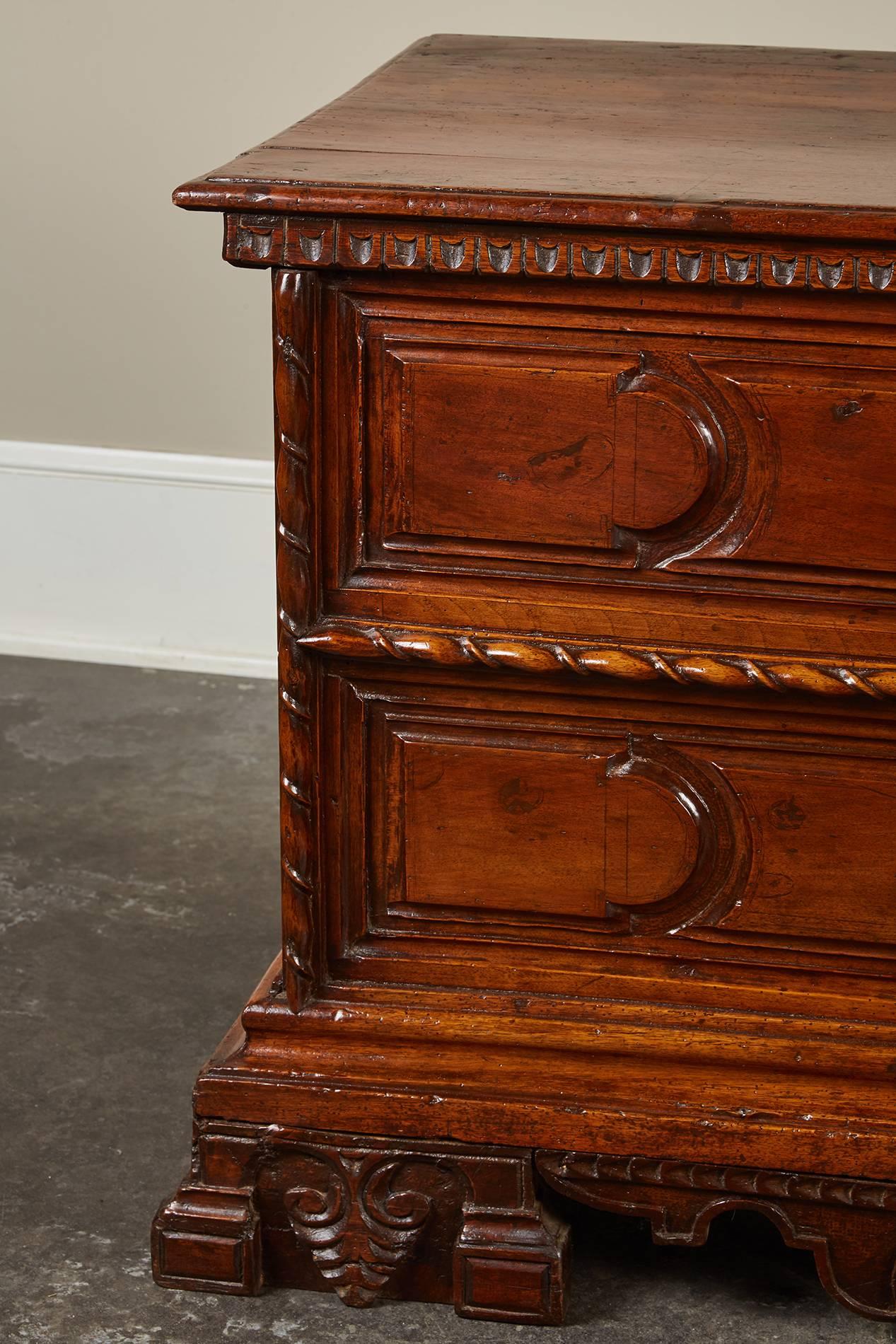 19th Century Italian Walnut Cassone with Faux Drawers In Good Condition In Pasadena, CA
