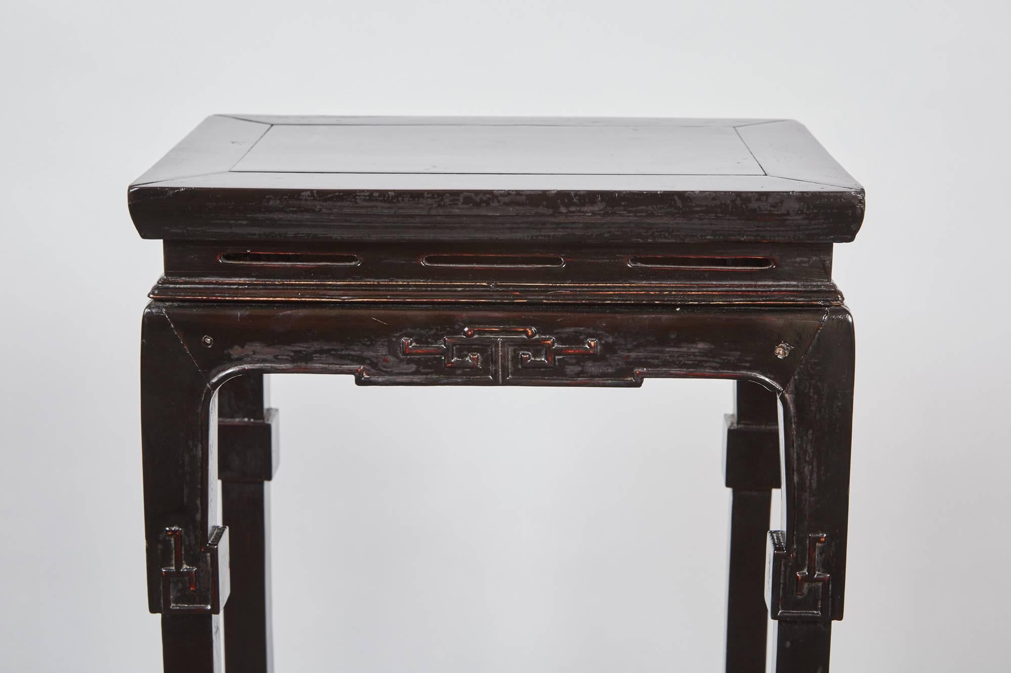 18th Century Chinese Pair of Tall Thin Lacquer Tea Tables 1
