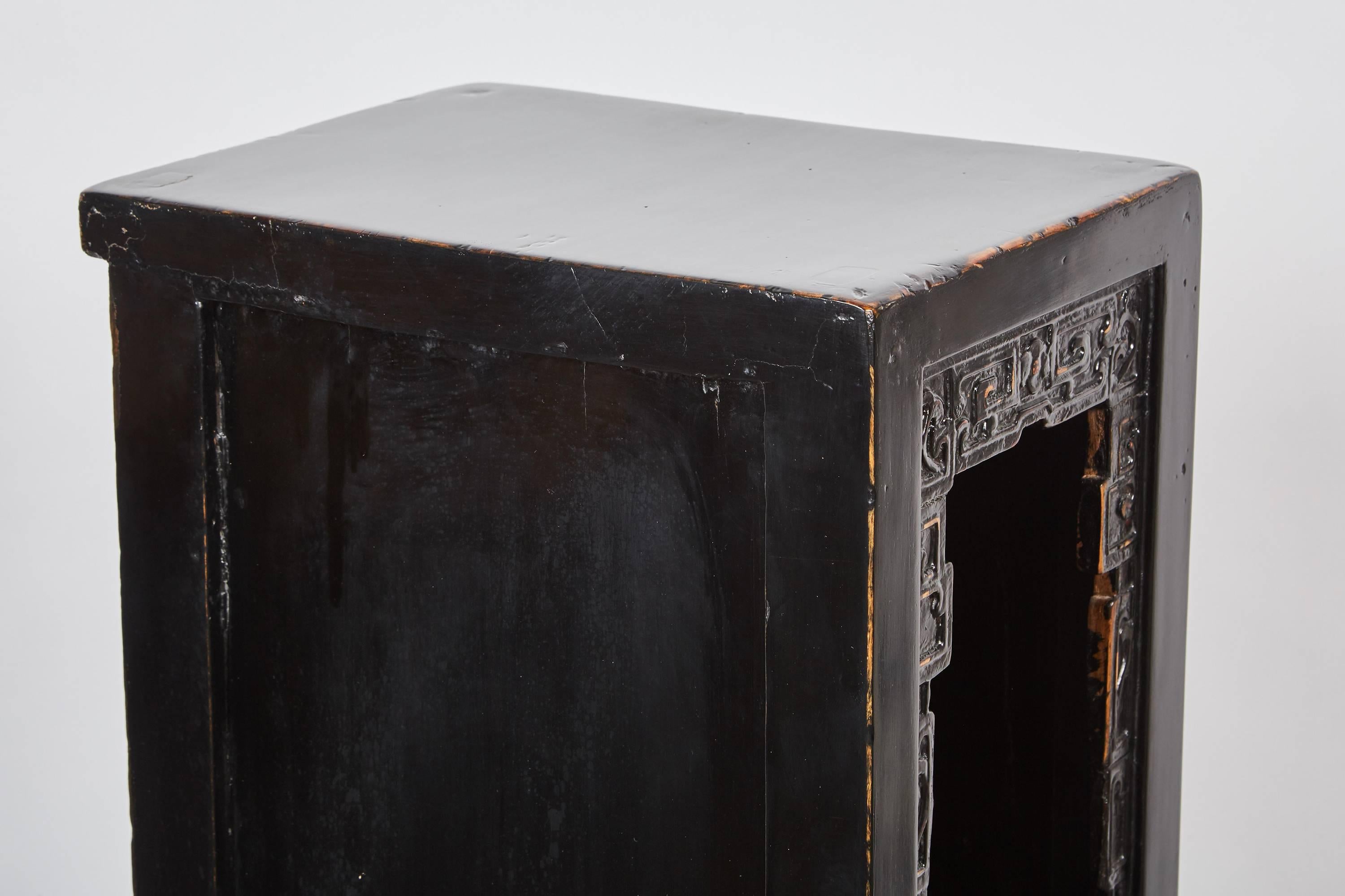 Qing Table à thé haute en laque chinoise du 18ème siècle en vente