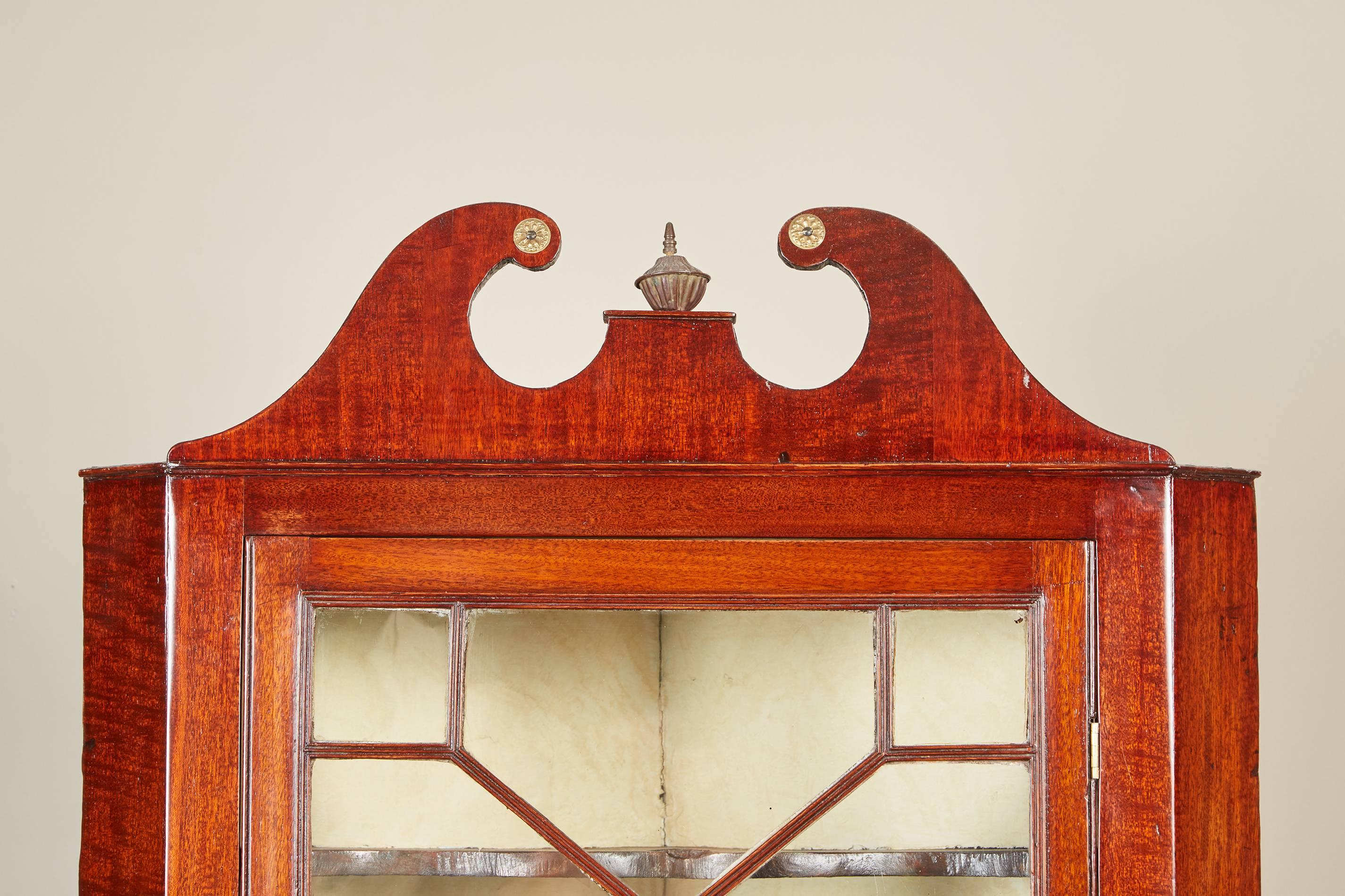 Late 19th Century 19th Century Edwardian Mahogany Corner  Cabinet