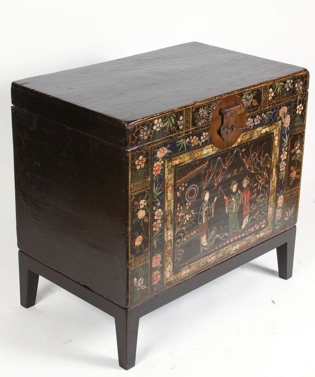 19th Century Chinese Painted Chest 3