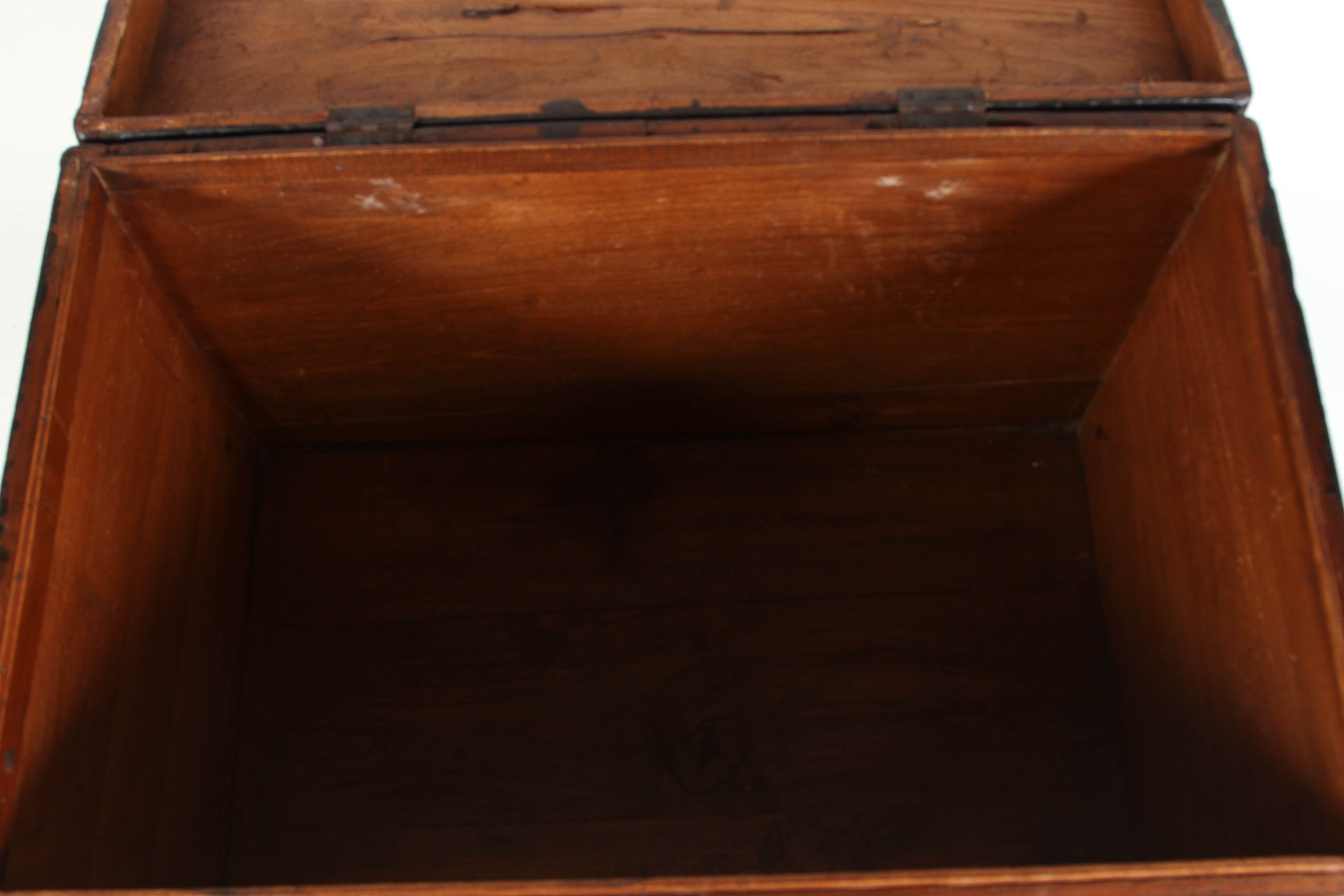 Chinese Painted Chest on Stand 2
