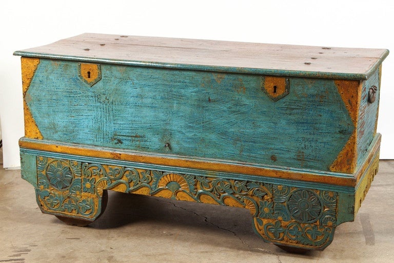 Dutch Colonial Indonesian Painted Trunk on Wheels 4