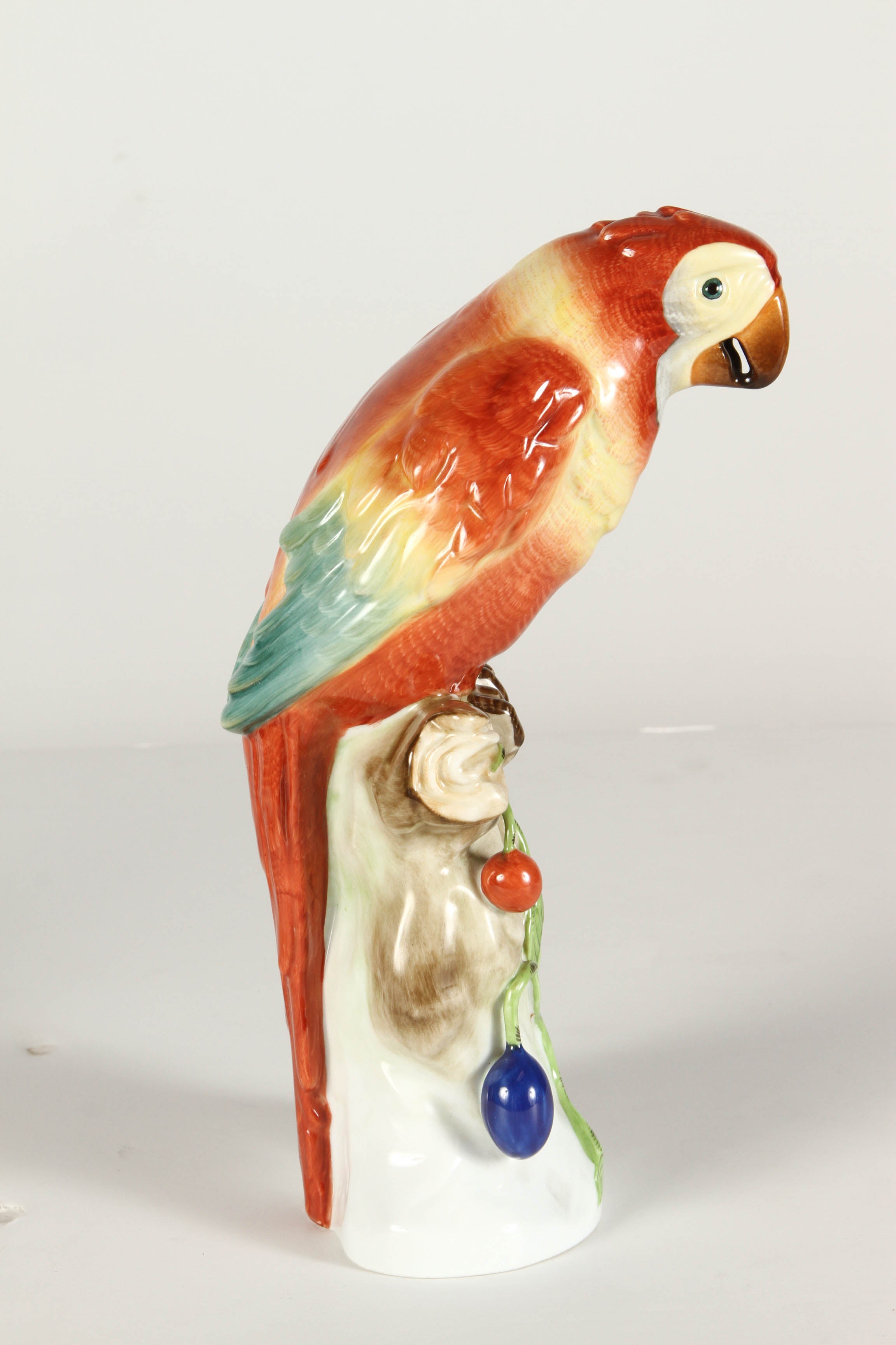 20th Century Sitting Parrot Figurine