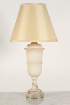Early 20th Century Italian Alabaster Lamp