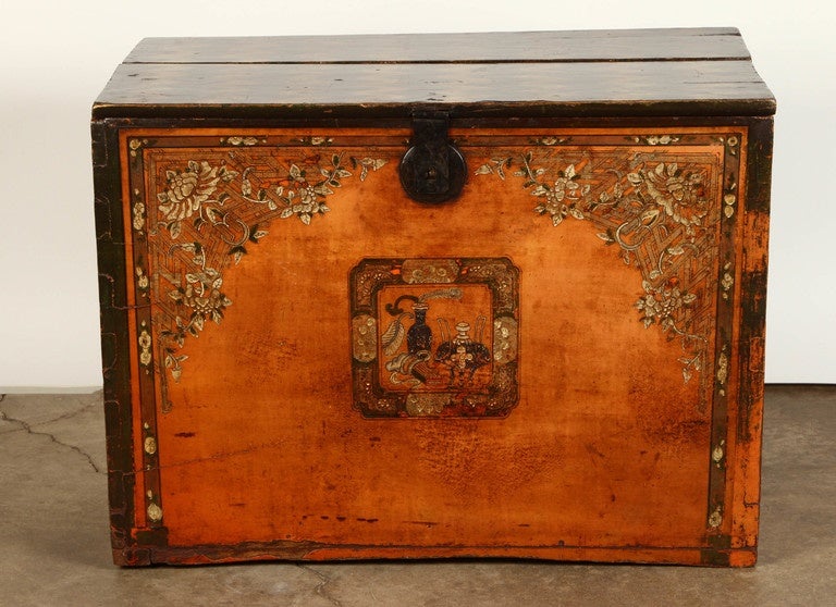 18th Century Yellow Mongolian Trunk In Good Condition In Pasadena, CA
