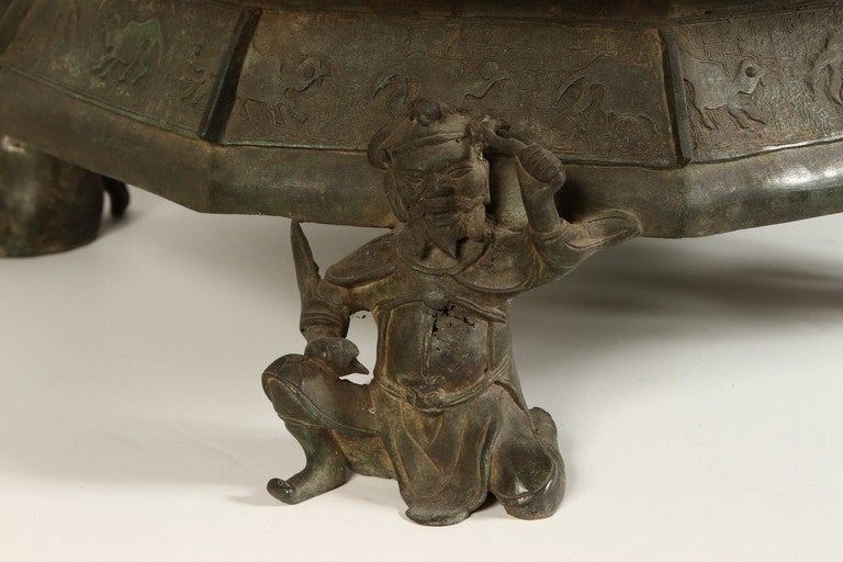 19th Century Chinese Bronze Jardiniere 1