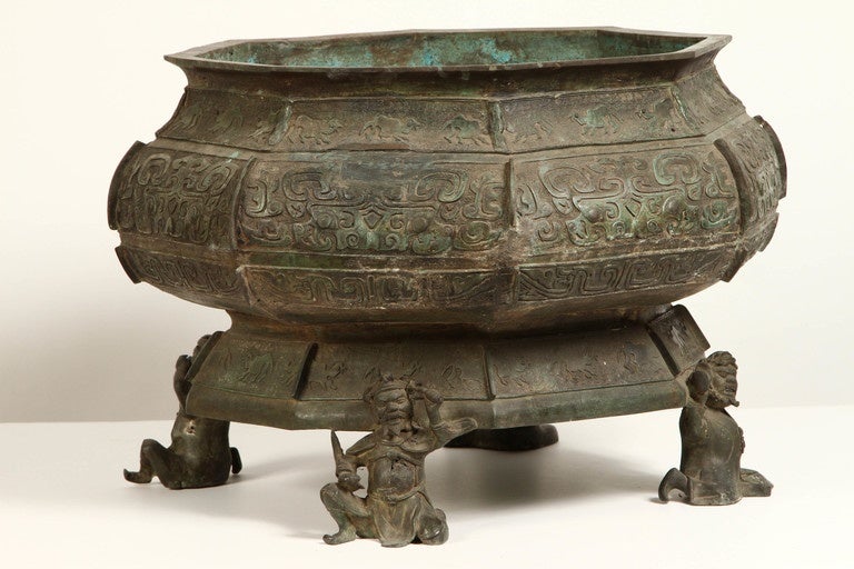 19th Century Chinese Bronze Jardiniere 4