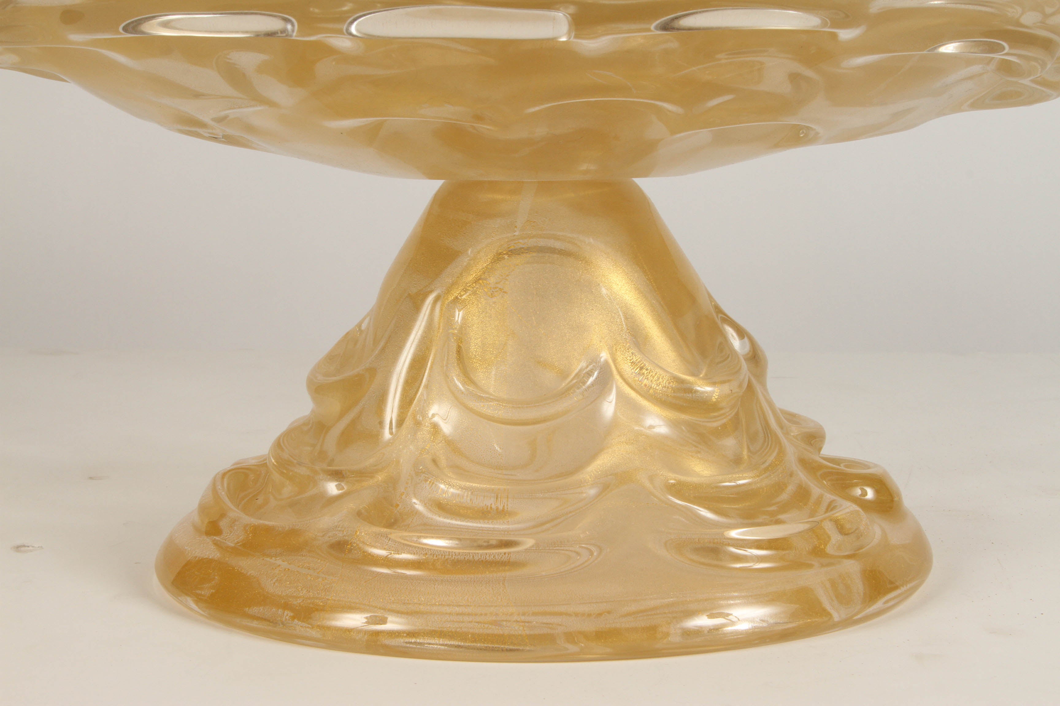20th Century Oval Murano Pedestal Bowl In Excellent Condition In Pasadena, CA