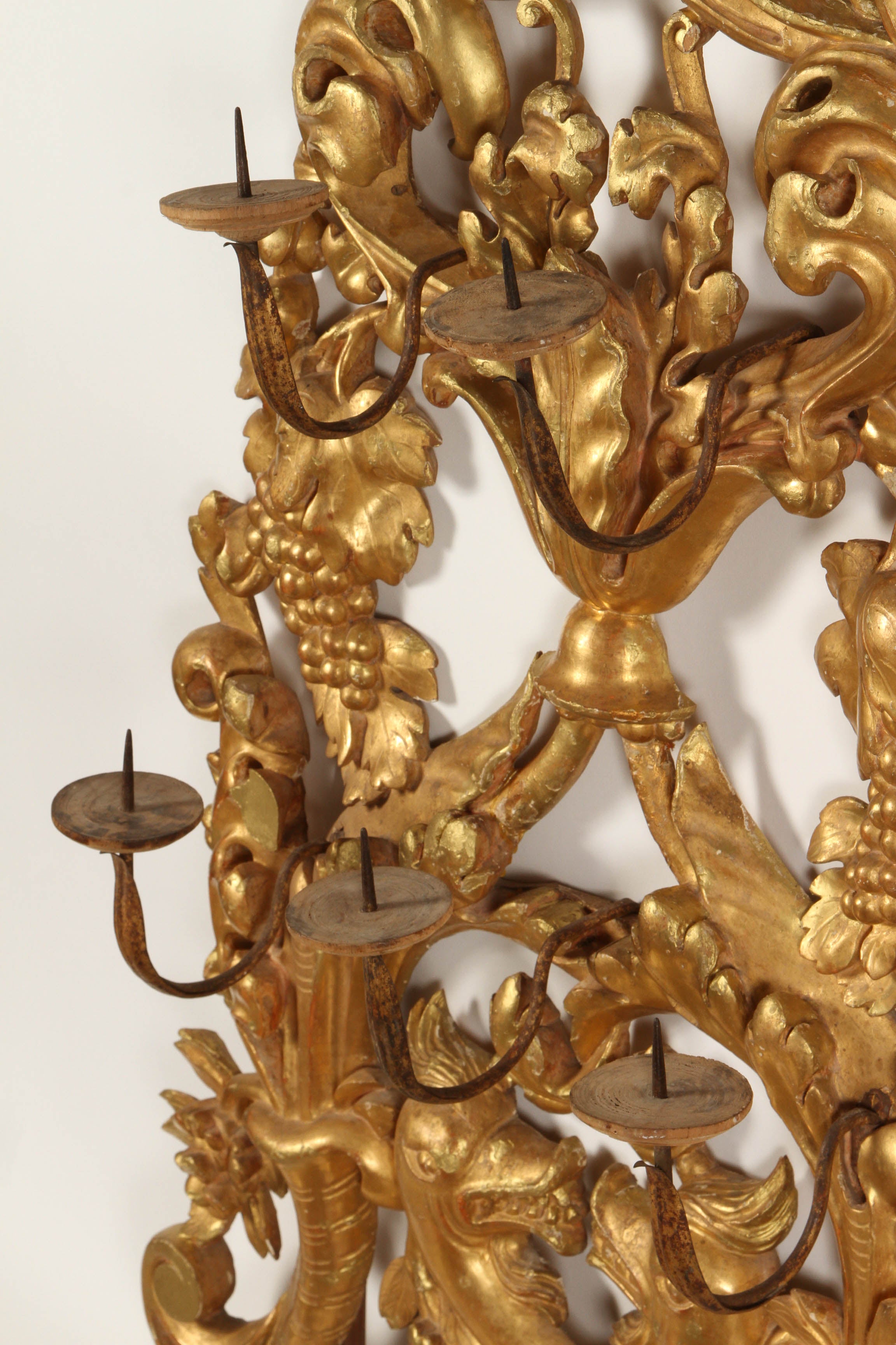 Pair of Gilt Venetian Wall Sconces For Sale 1