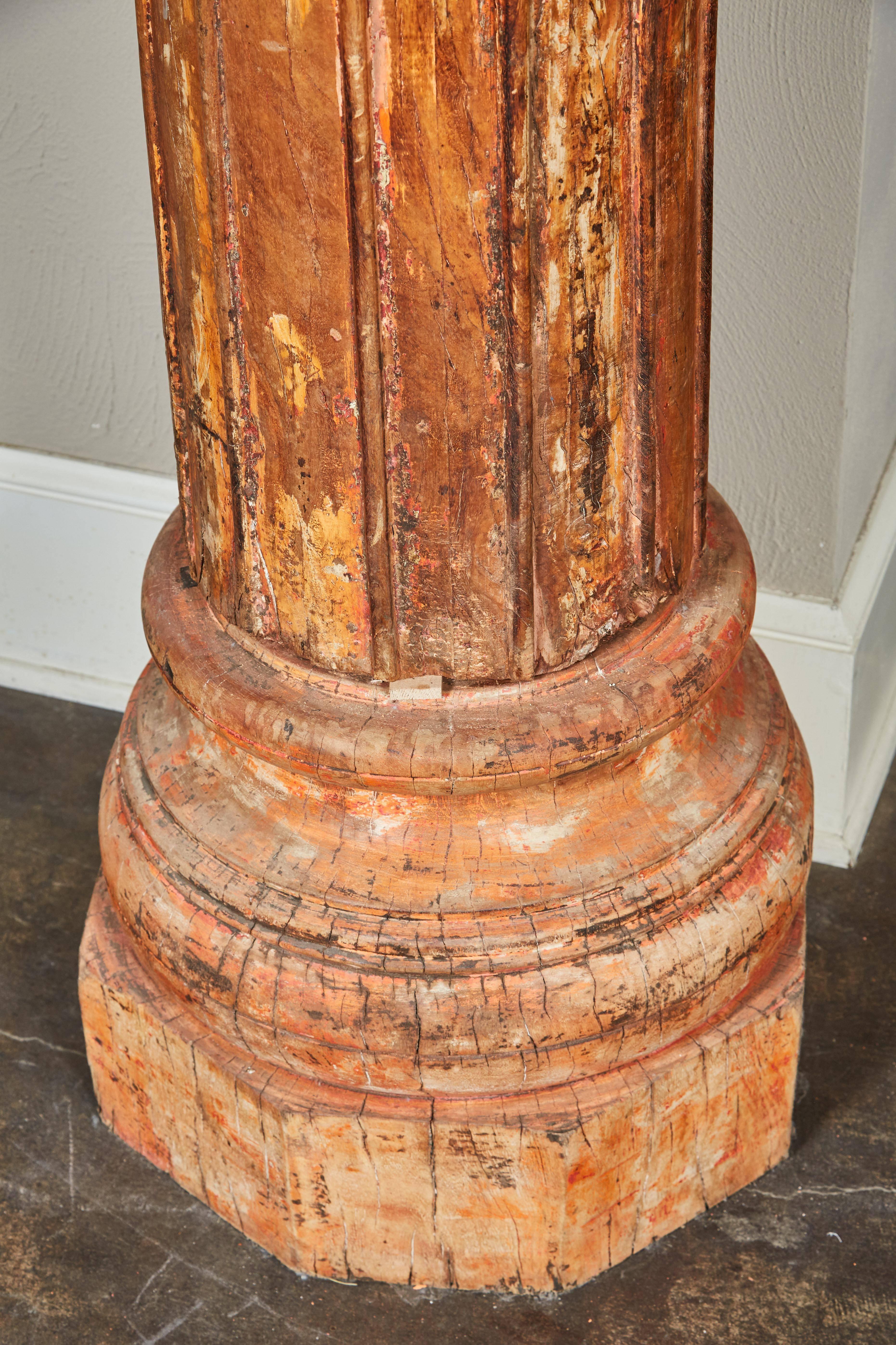 18th Century Pair of Orange Tall Indian Teak Wood Pillars For Sale 1
