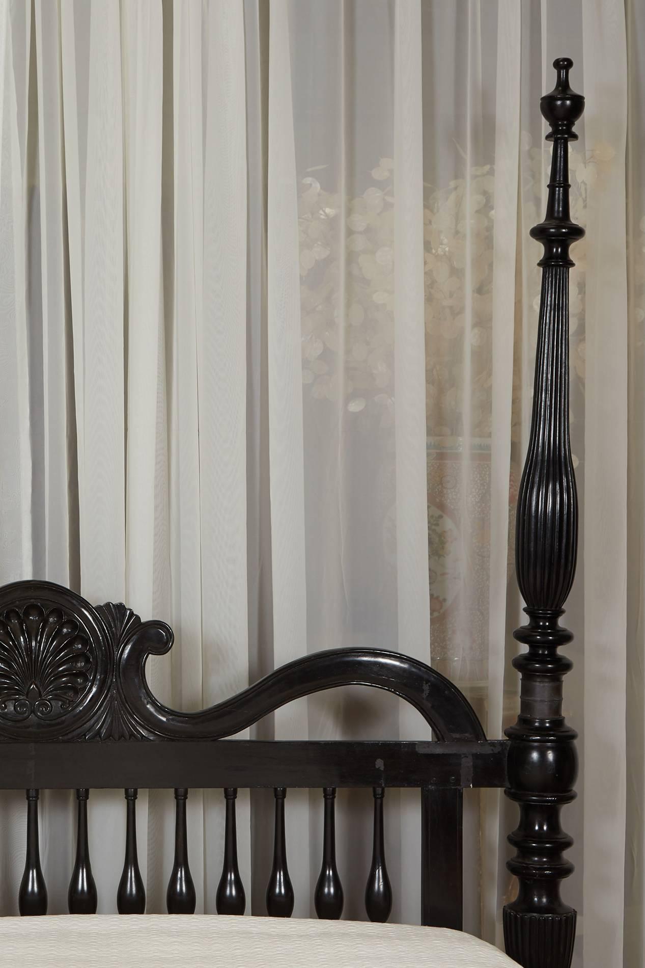 colonial bed frame