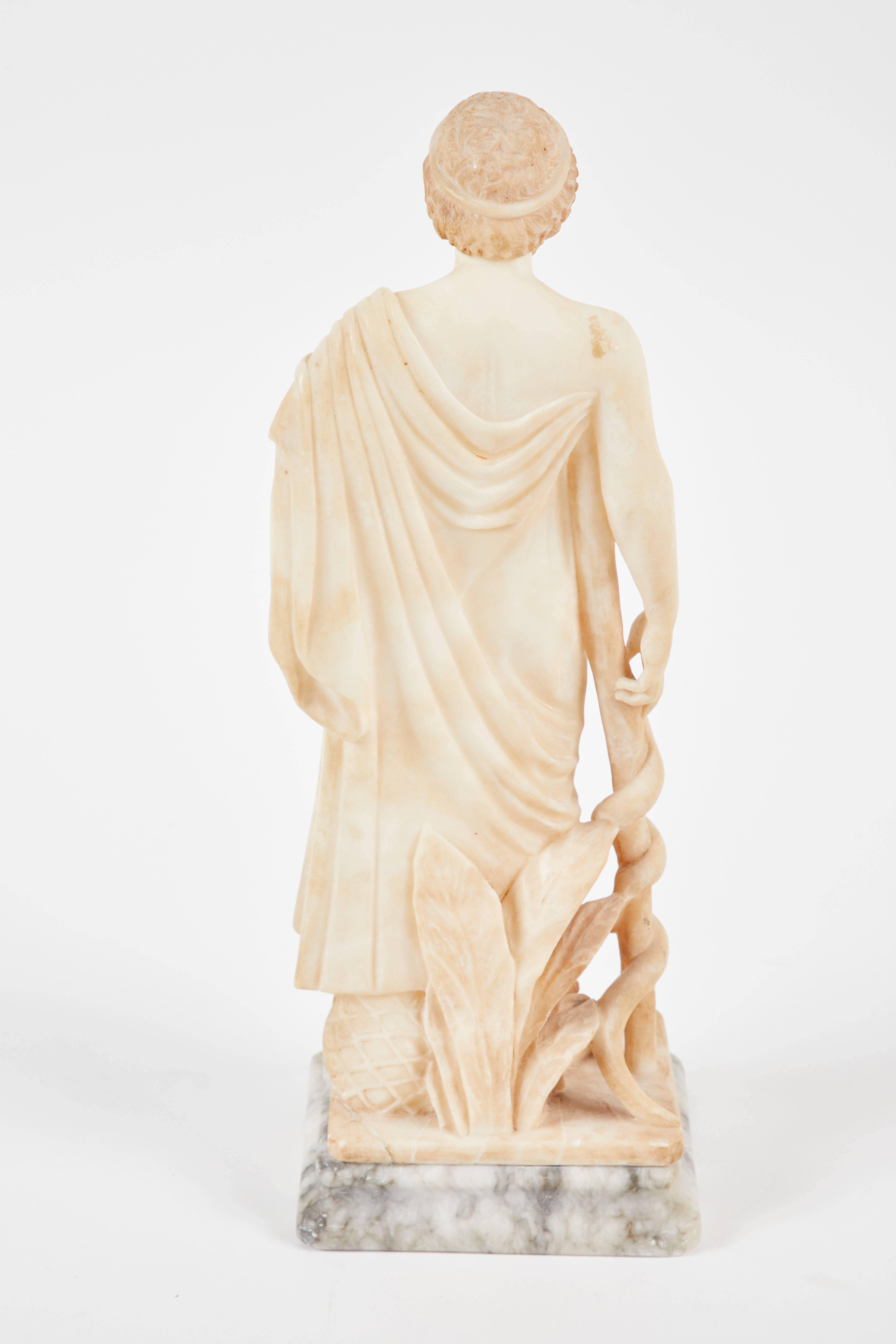Marbre Figure italienne en albâtre du 19e siècle en vente
