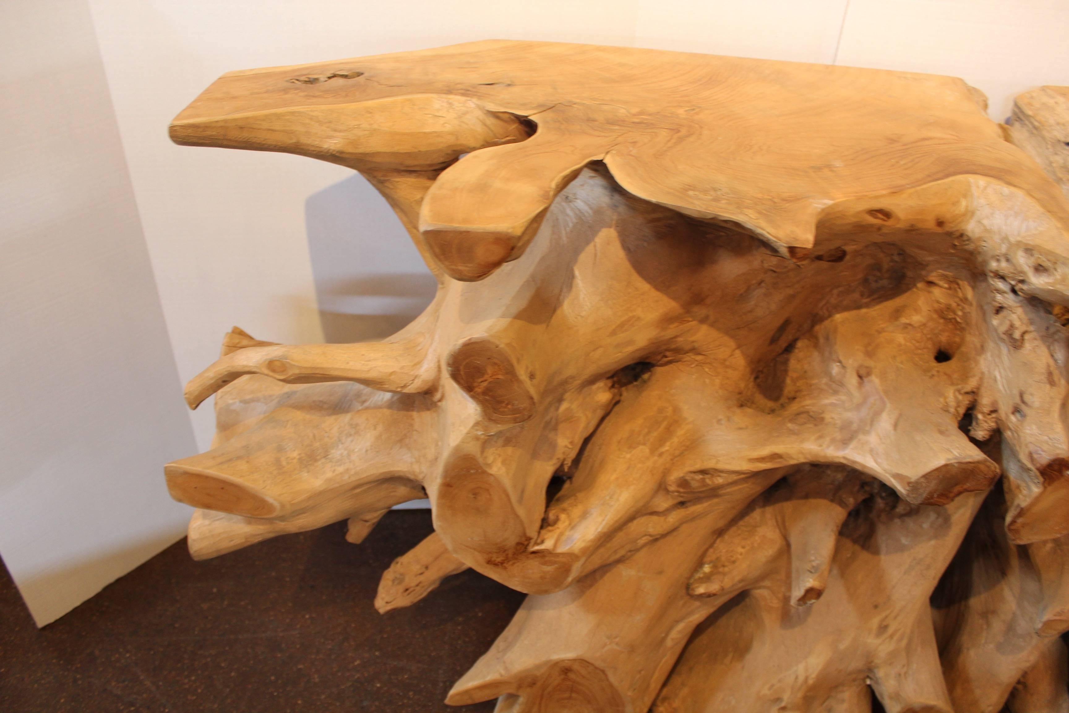 Teak Root Console In Excellent Condition In Dallas, TX