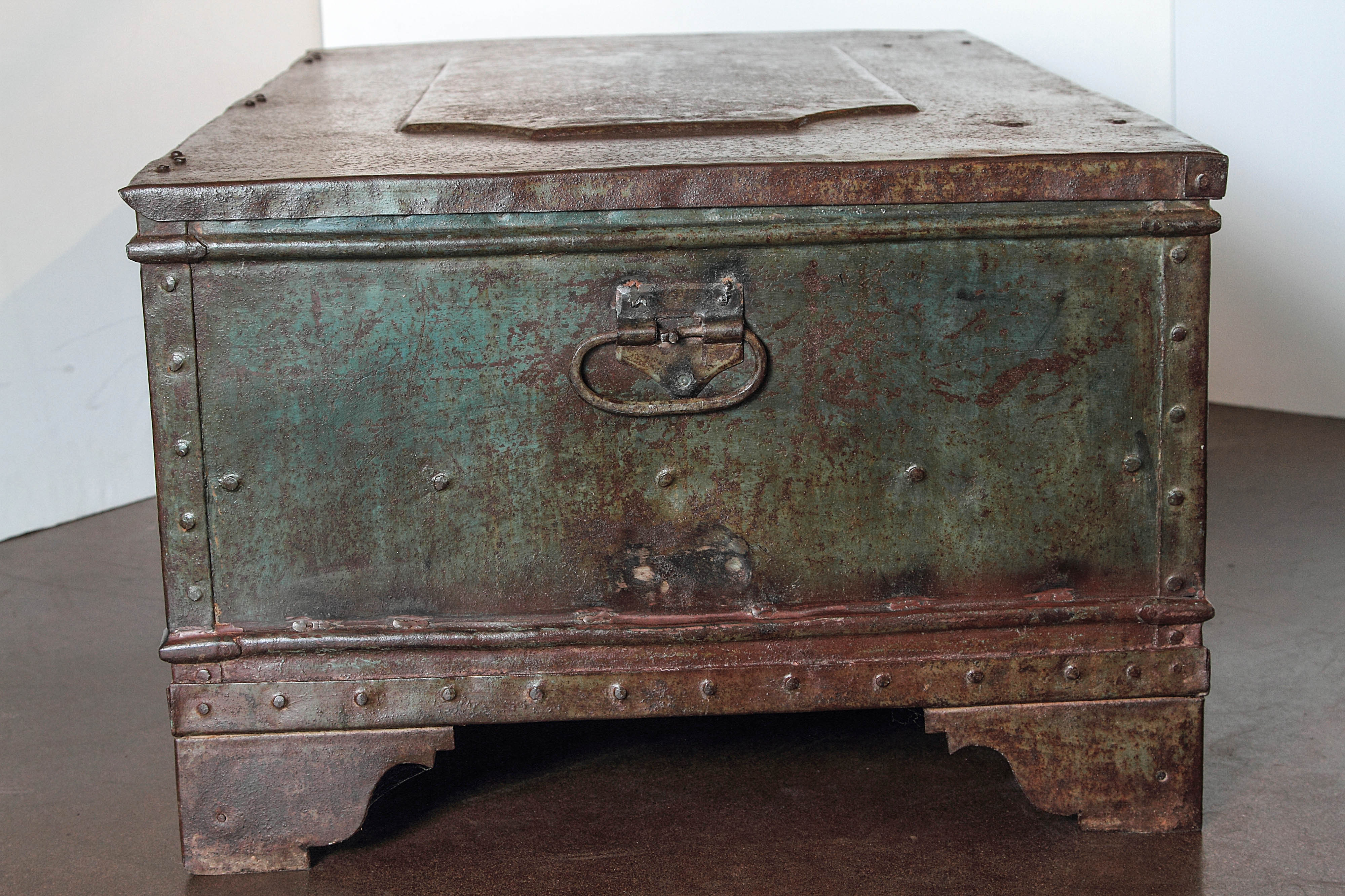 British Colonial Industrial Storage Box as Coffee Table  In Excellent Condition In Dallas, TX