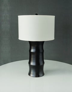 Dai un’occhiata alla lampada da tavolo in ceramica ispirata al bambù di RENG Lighting