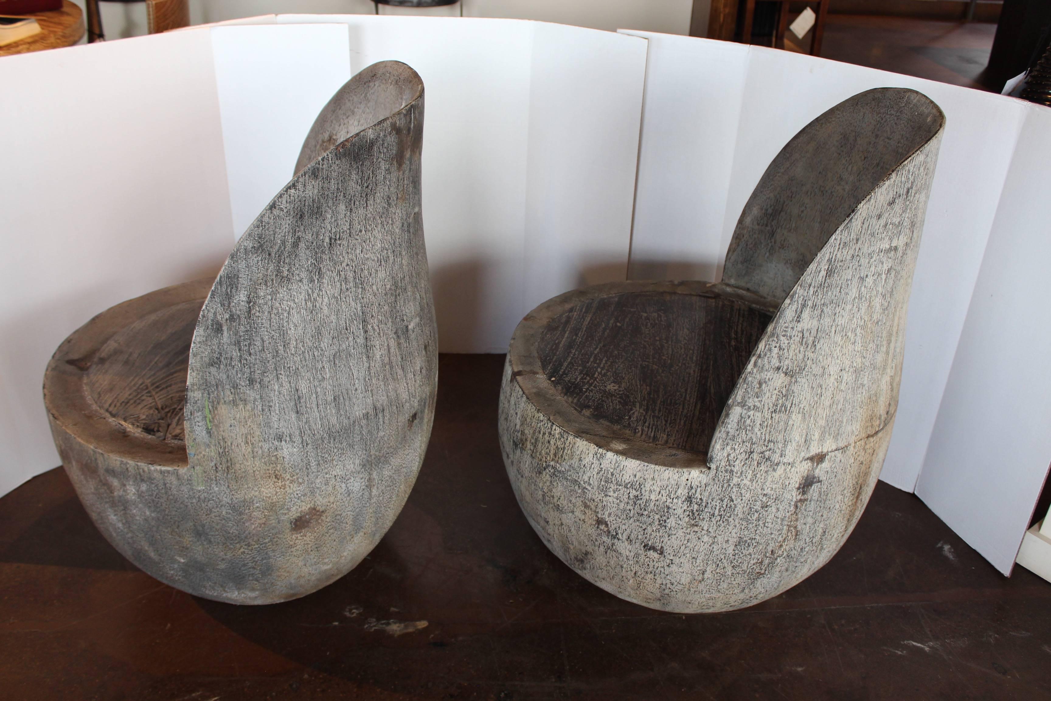 Organic Modern Coconut Chairs In Good Condition In Dallas, TX