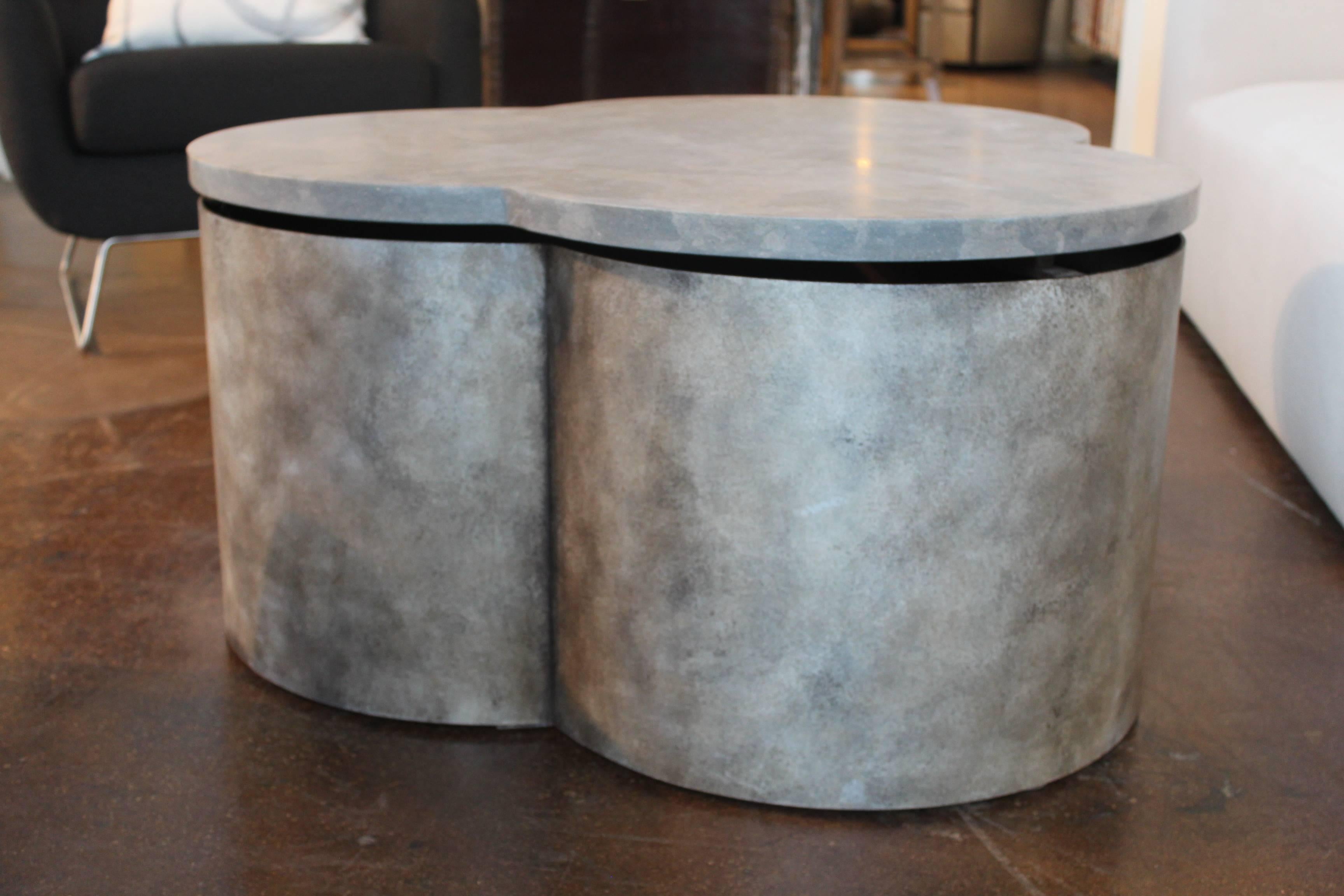 Clover design coffee table with honed Lagos Azul limestone top
Customizable
6-8 weeks.