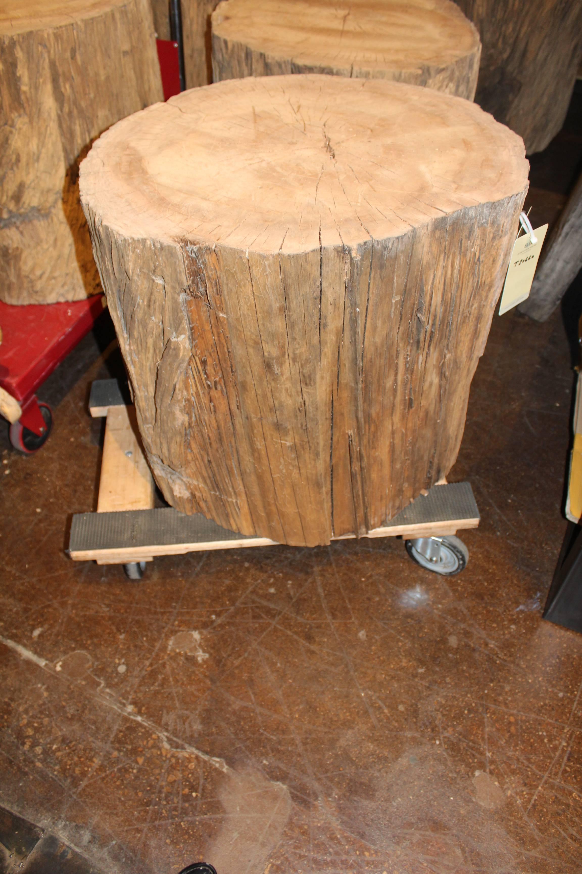 Oak Section as End Table from the Bass Farm in North Carolina In Excellent Condition In Dallas, TX