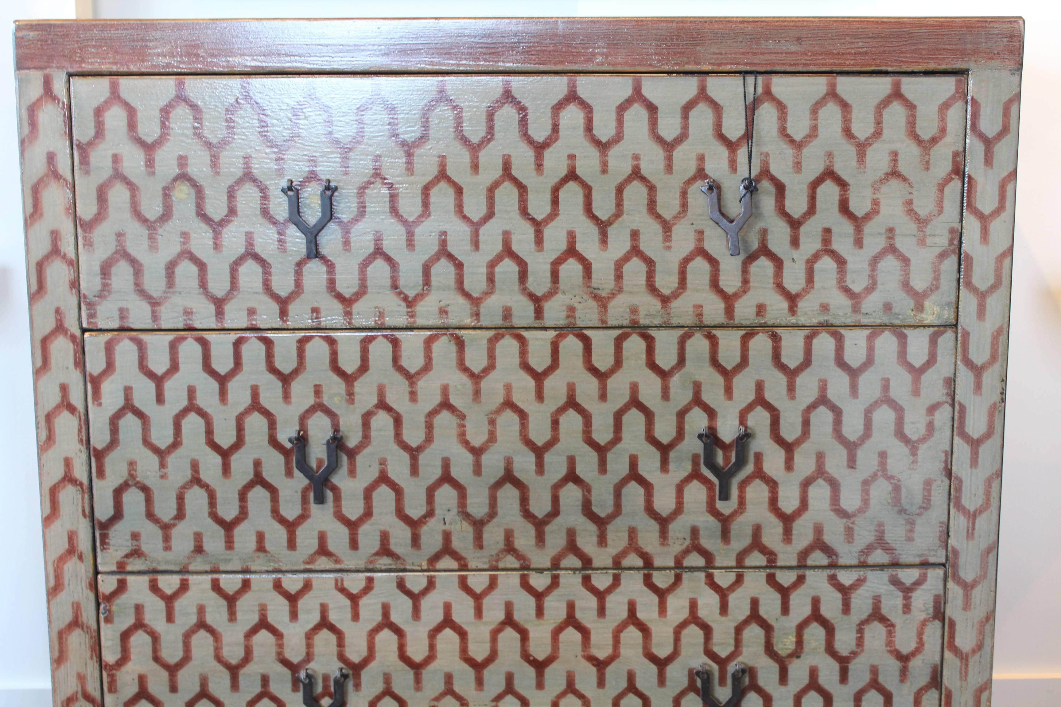 Three-Drawer Commode Geometric Motif with Lacquer Finish