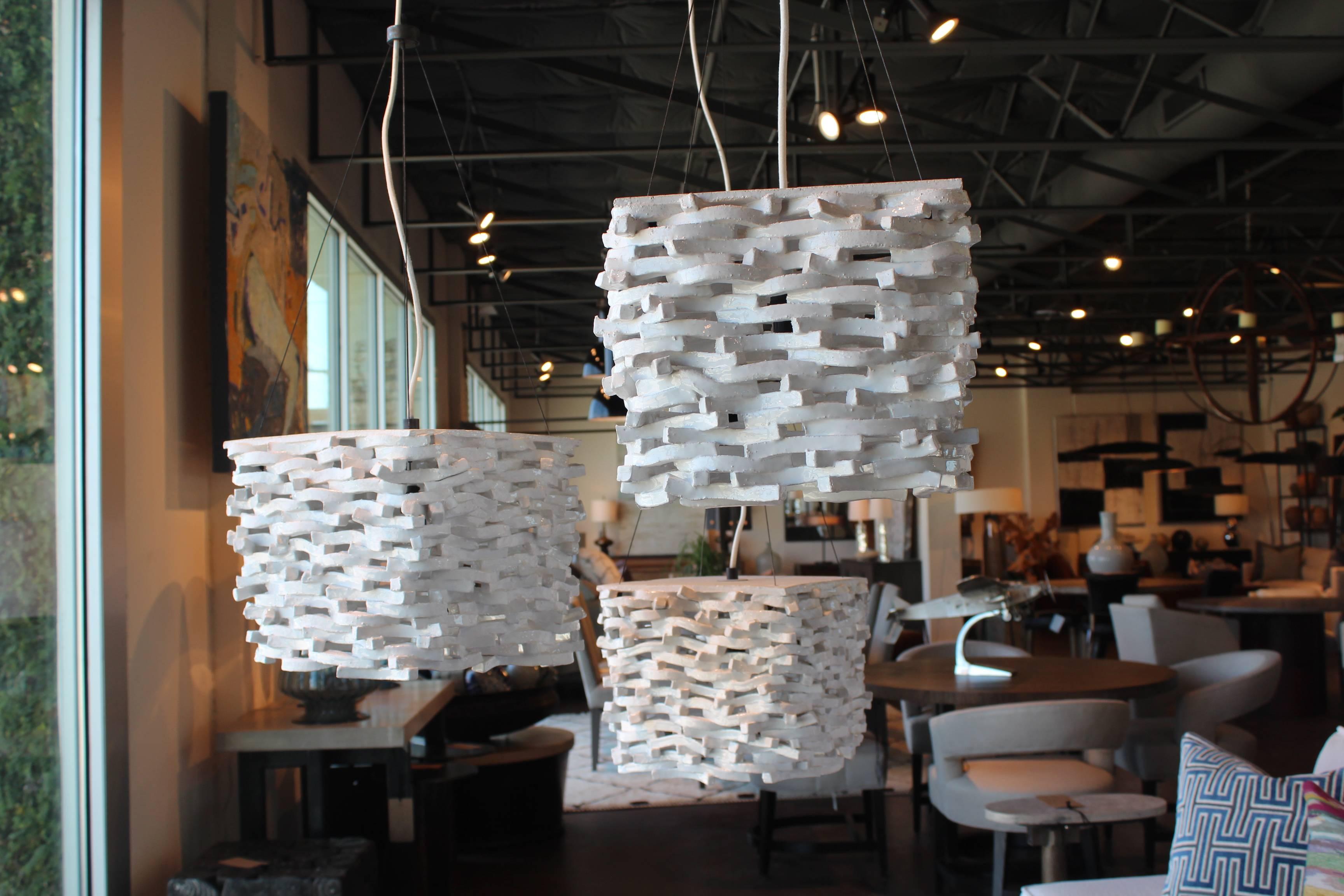 Square white glazed ceramic pendant light designed by Brendan Bass.
Made in Italy.


Brendan Bass Custom -  Item can be reproduced