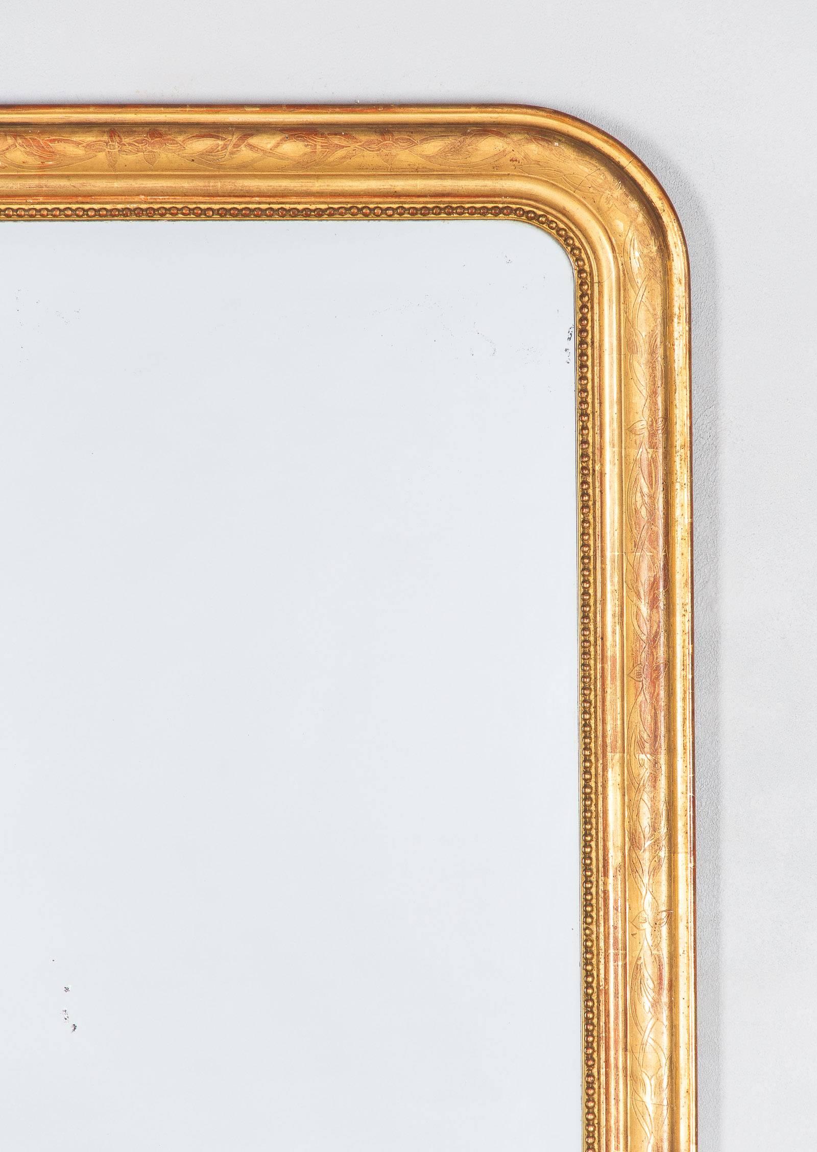 French Louis Philippe Period Gold Leaf Mirror, Mid-1800s In Good Condition In Austin, TX