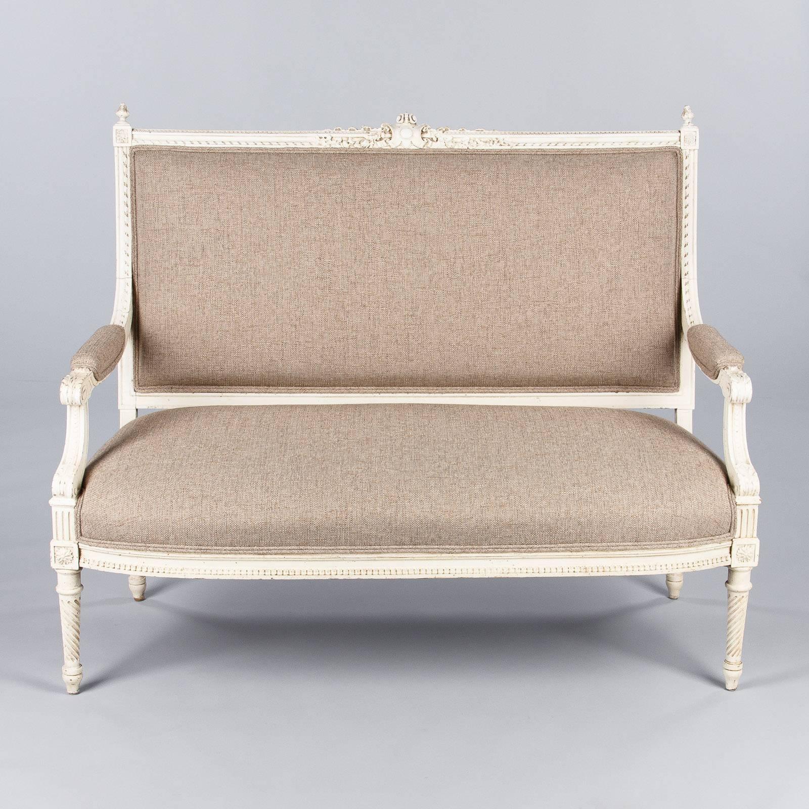 French Louis XVI Style Painted Settee, Early 1900s 2
