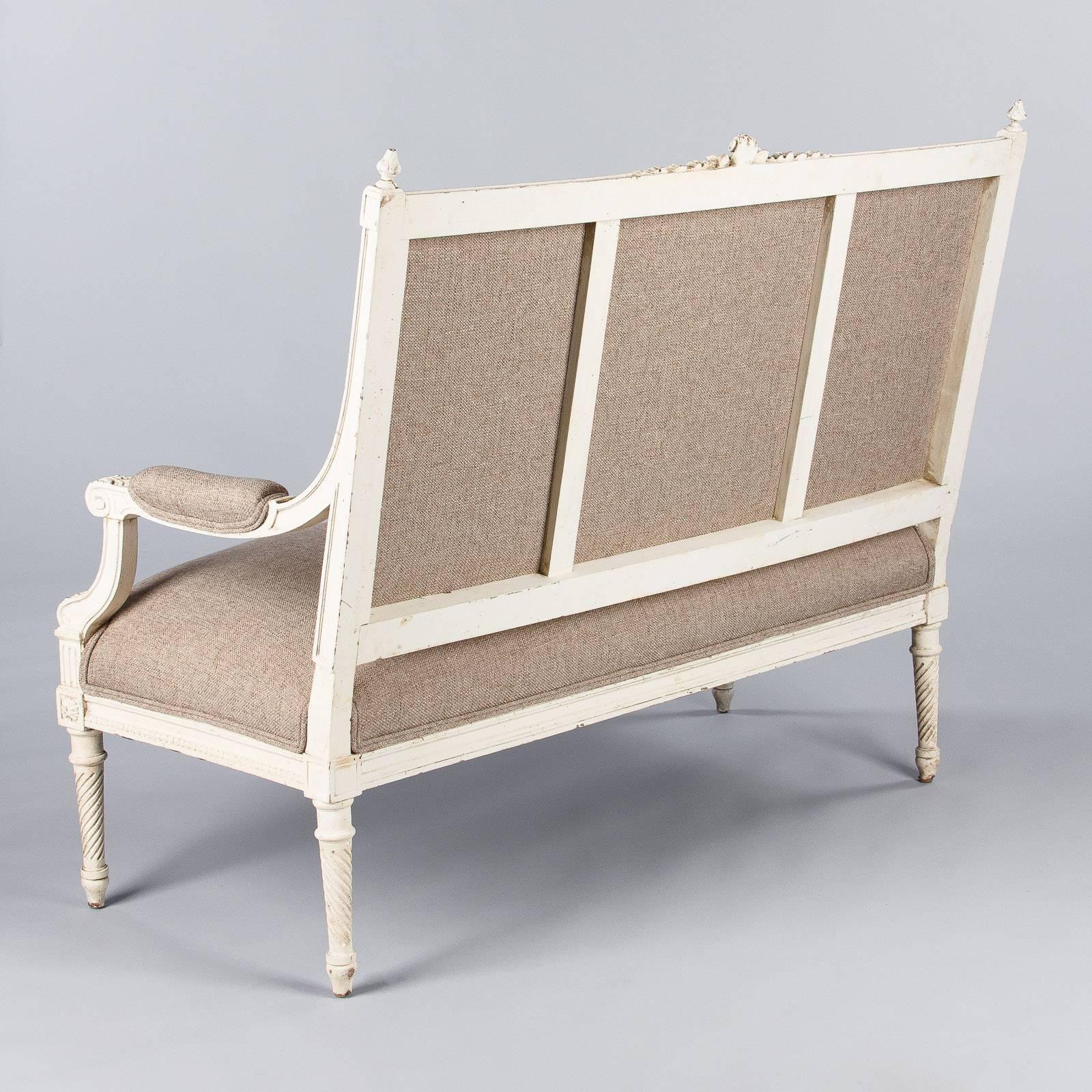 French Louis XVI Style Painted Settee, Early 1900s 4