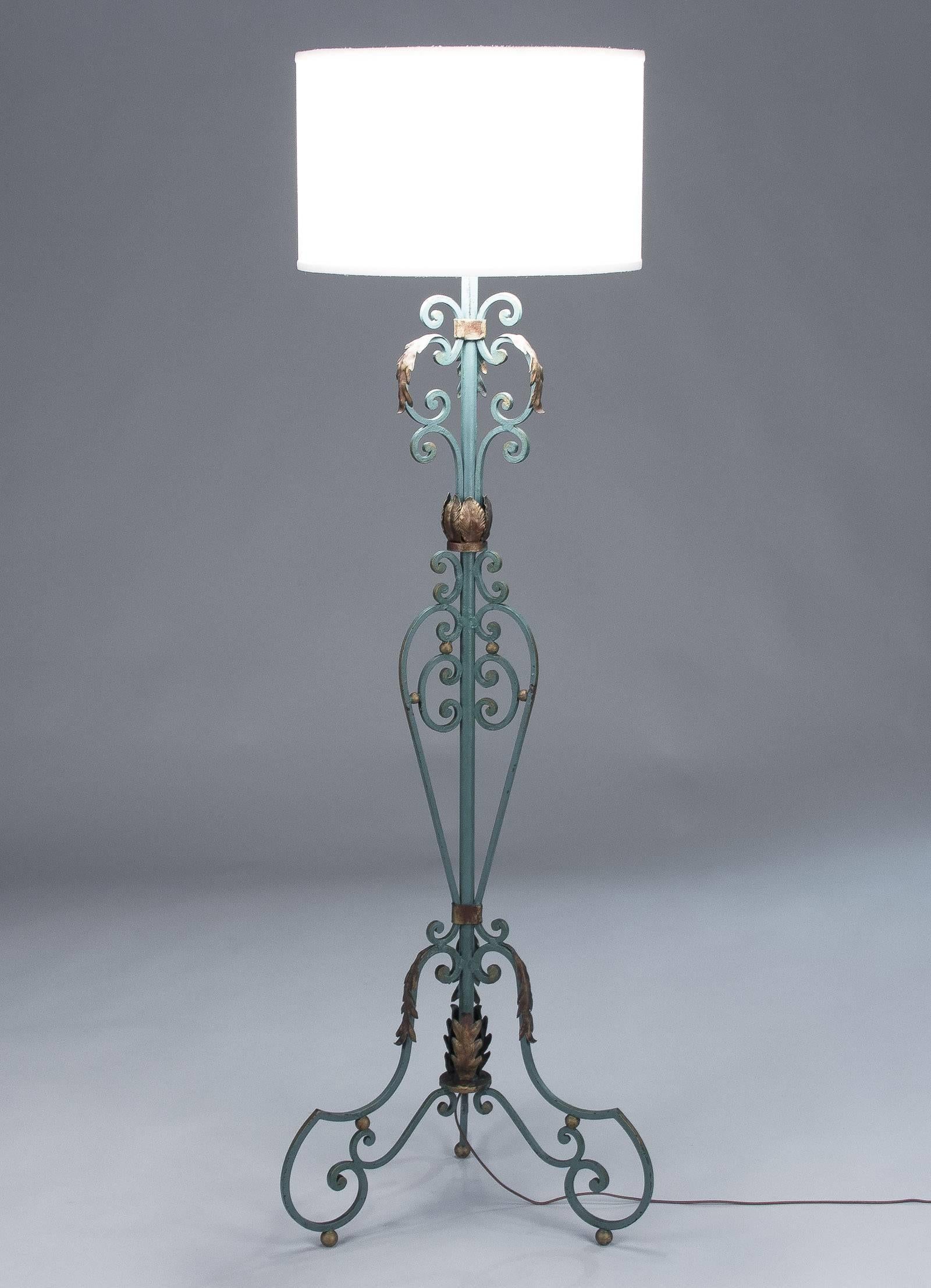 French Painted Wrought Iron Floor Lamp, 1940s 6