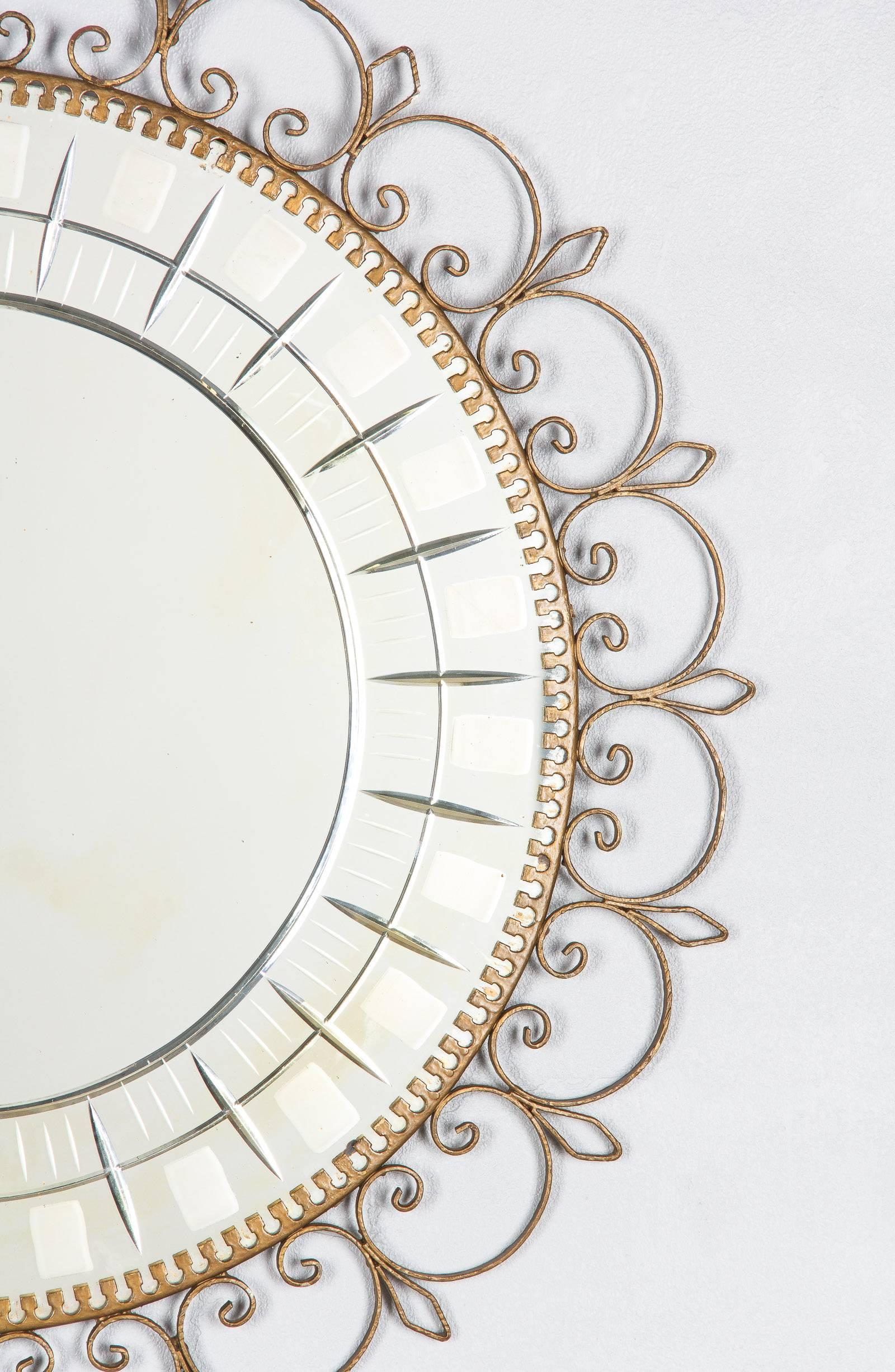 Mid-Century French Brass Round Mirror with Etched Glass In Good Condition In Austin, TX