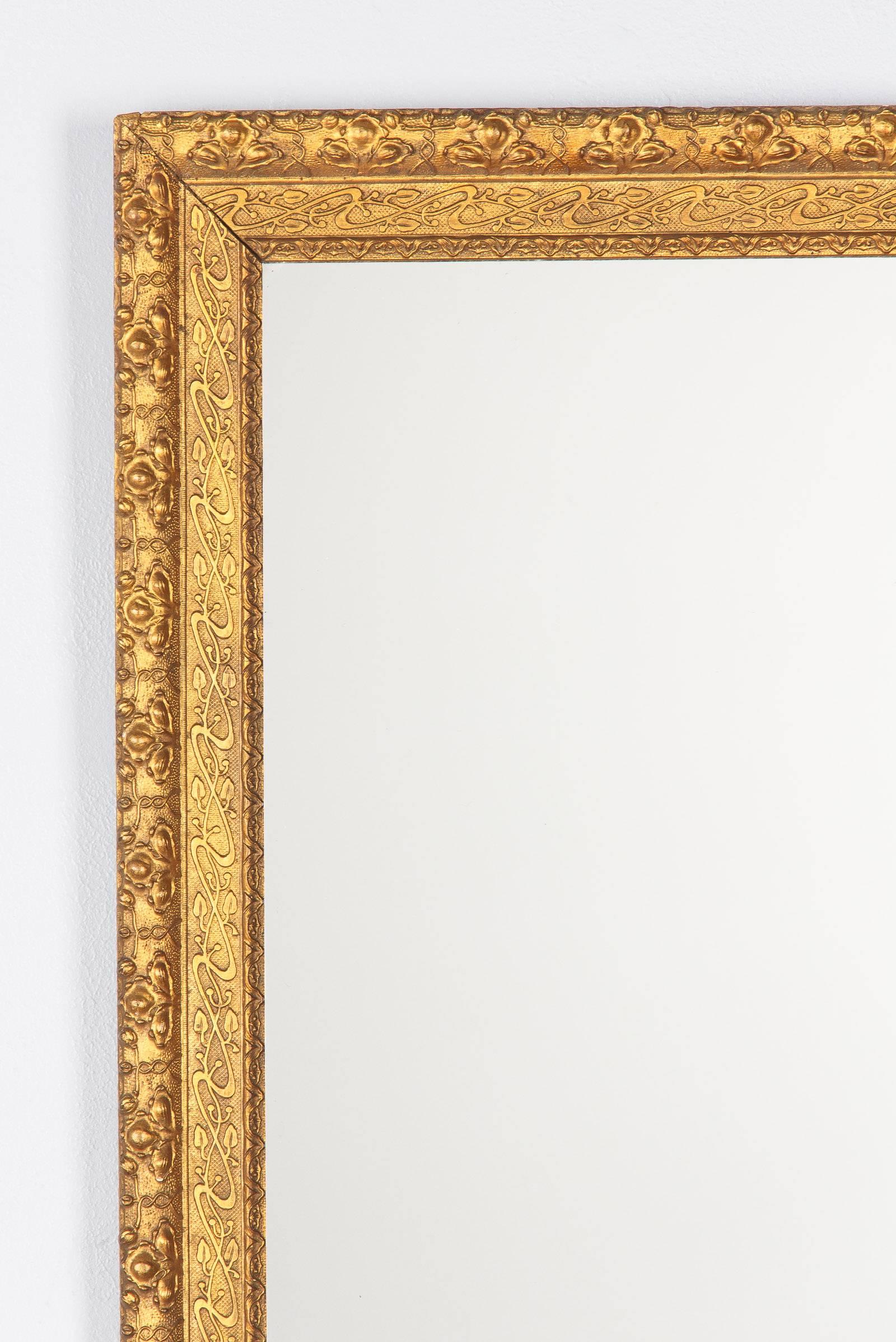 French Napoleon III Giltwood Mirror, circa 1870s In Good Condition In Austin, TX