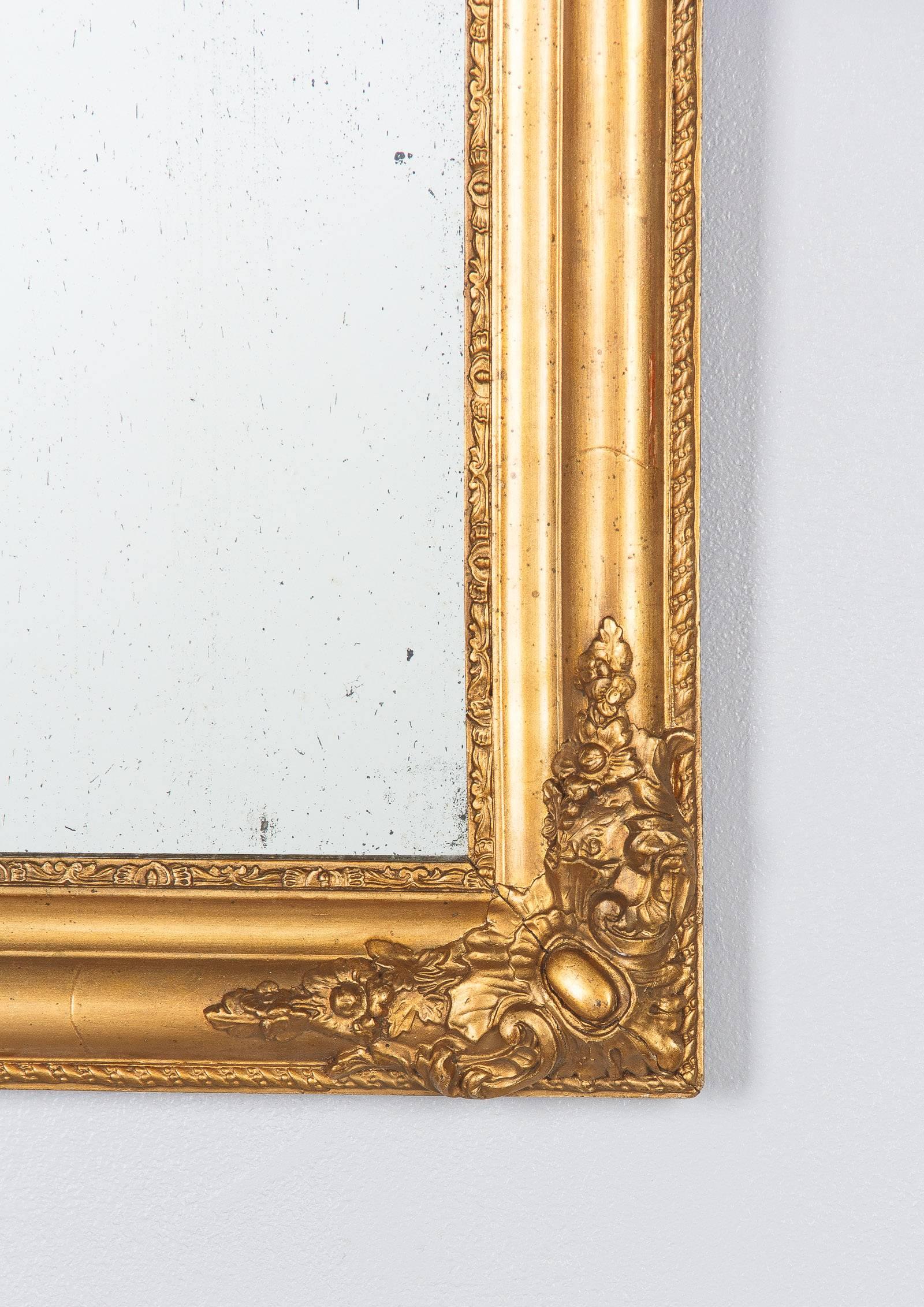 French Napoleon III Period Giltwood Mirror, circa 1870s 1