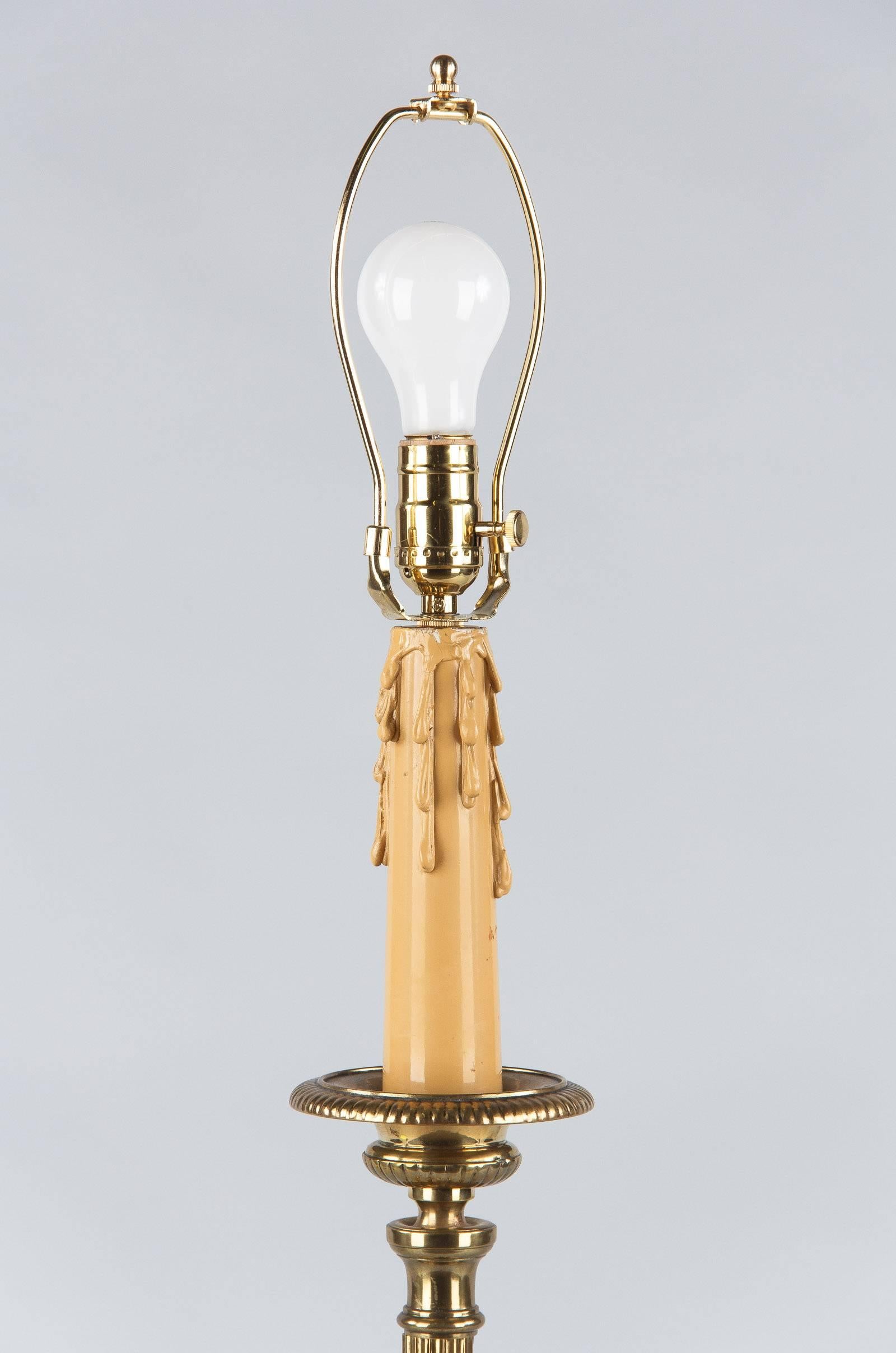 Louis XVI Style Brass Table Lamp, France, Early 1900s For Sale 5