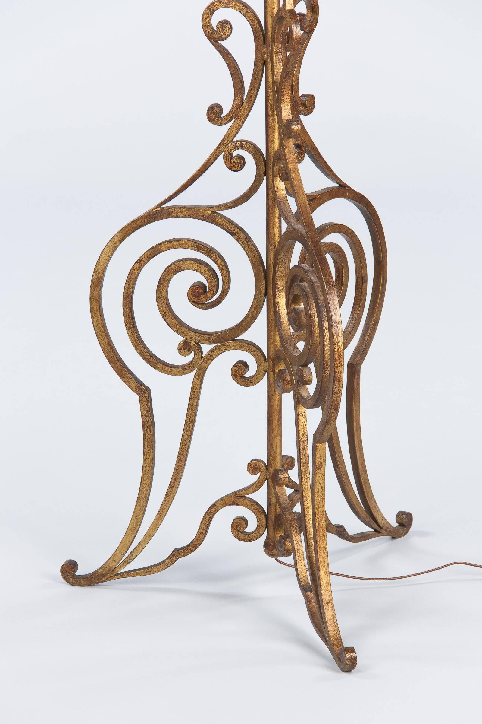 French Gilded Wrought Iron Floor Lamp, 1940s 1