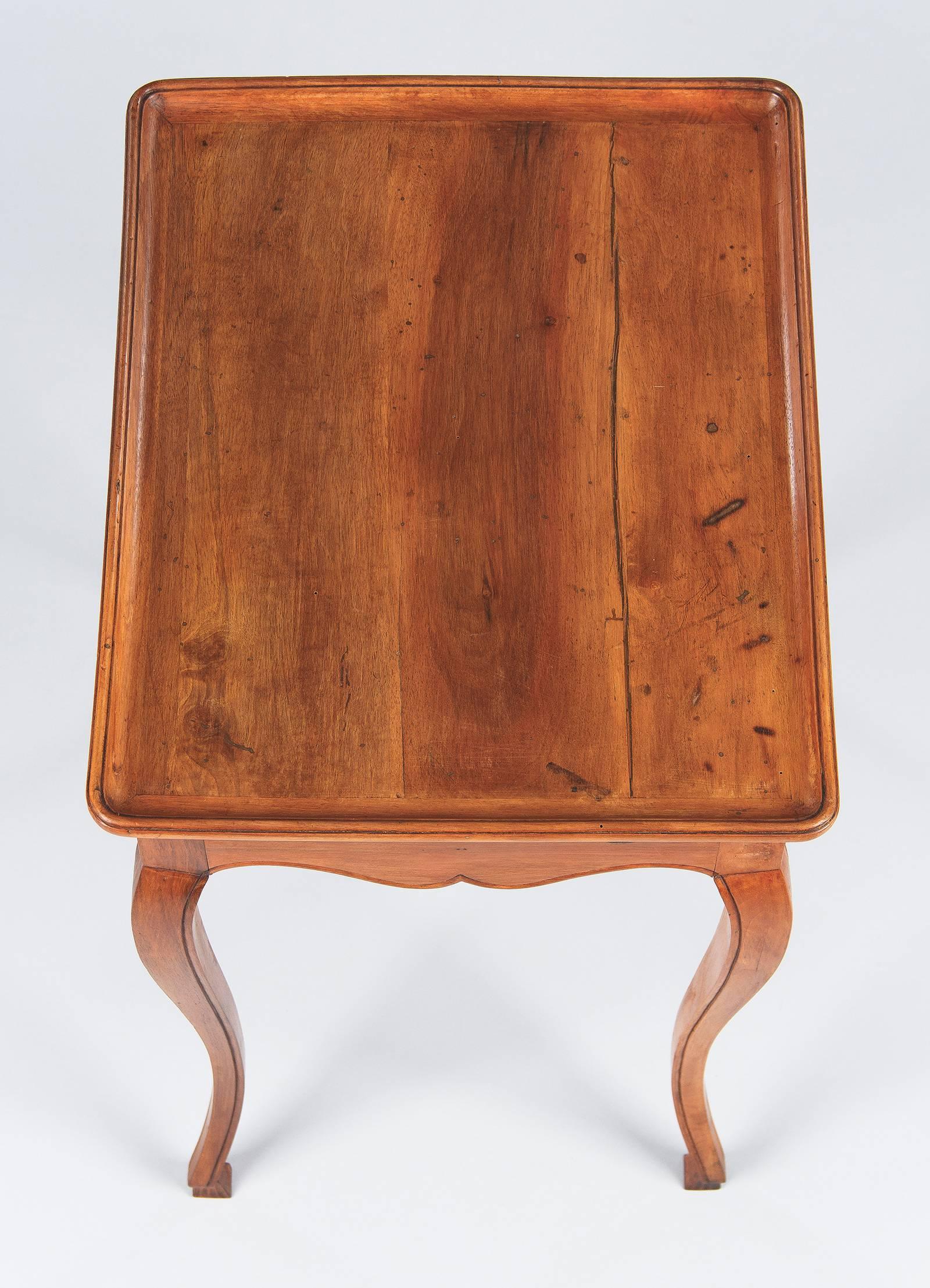 French Louis XV Style Walnut Side Table, circa 1920s 1
