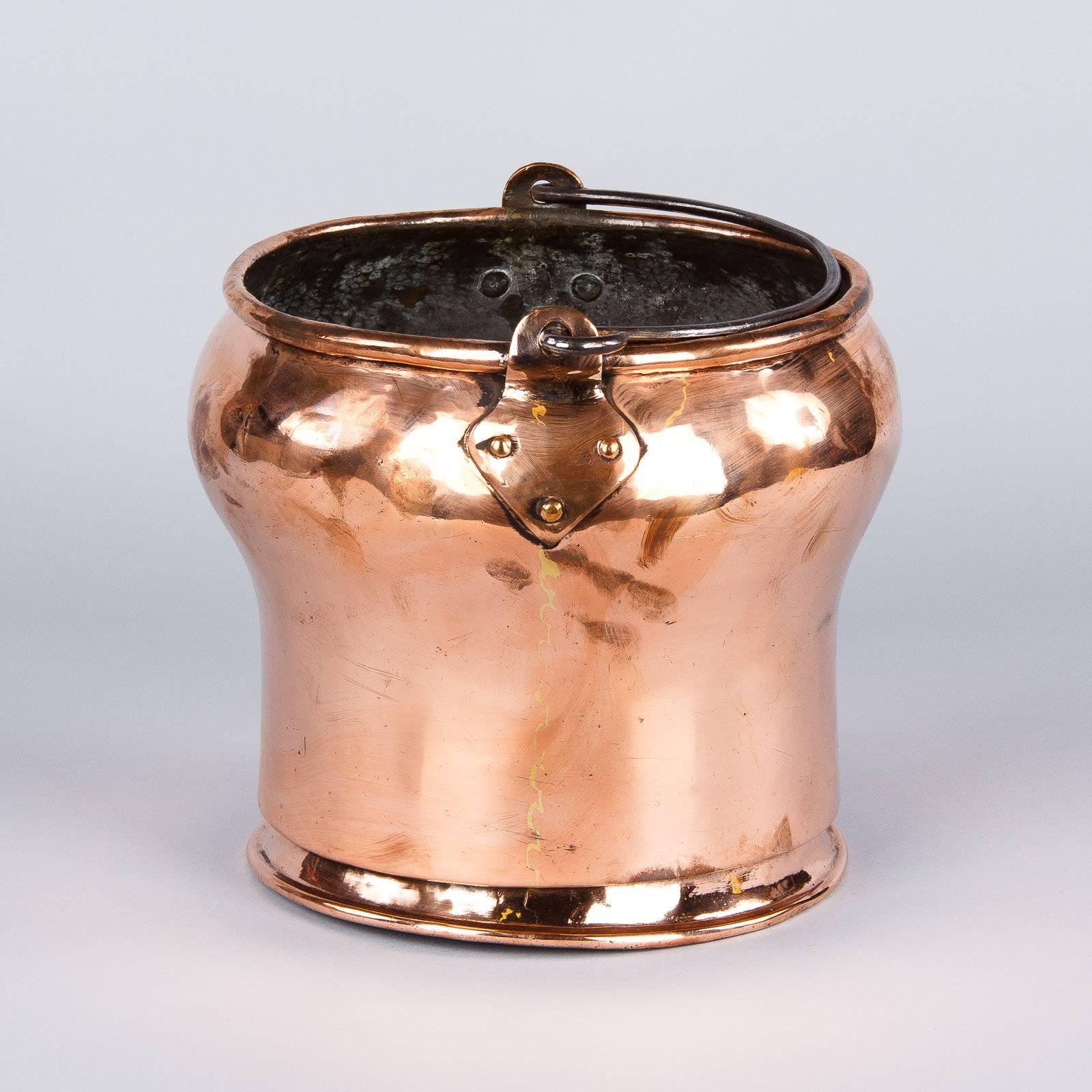 French Copper Bucket, Late 19th Century In Good Condition In Austin, TX