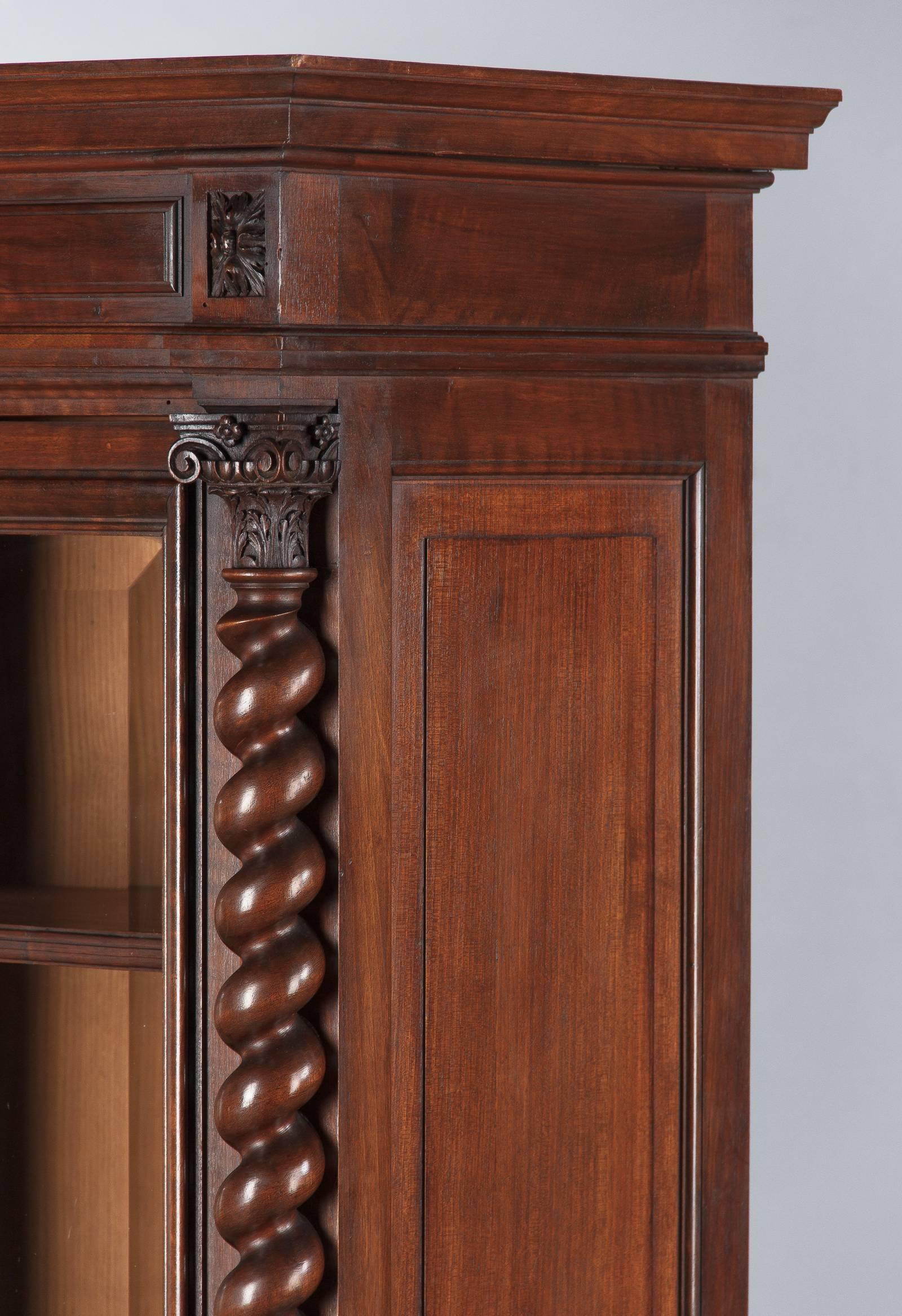 French Louis XIII Style Walnut Bookcase, 1880s In Good Condition In Austin, TX
