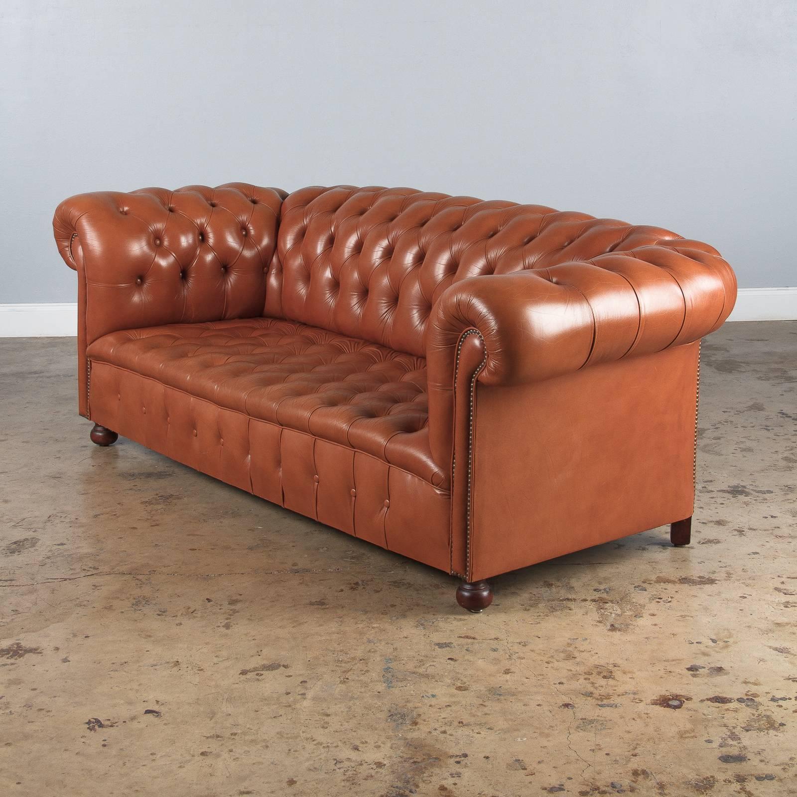 Vintage English Leather Chesterfield Sofa, 1960s 2