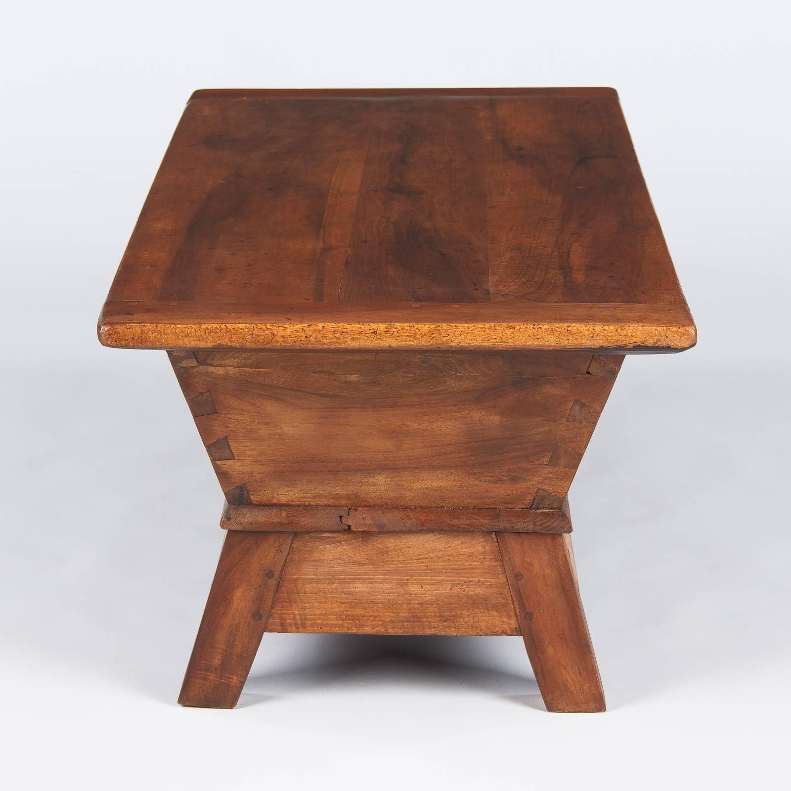 Country French Walnut Coffee Table, 19th Century 1