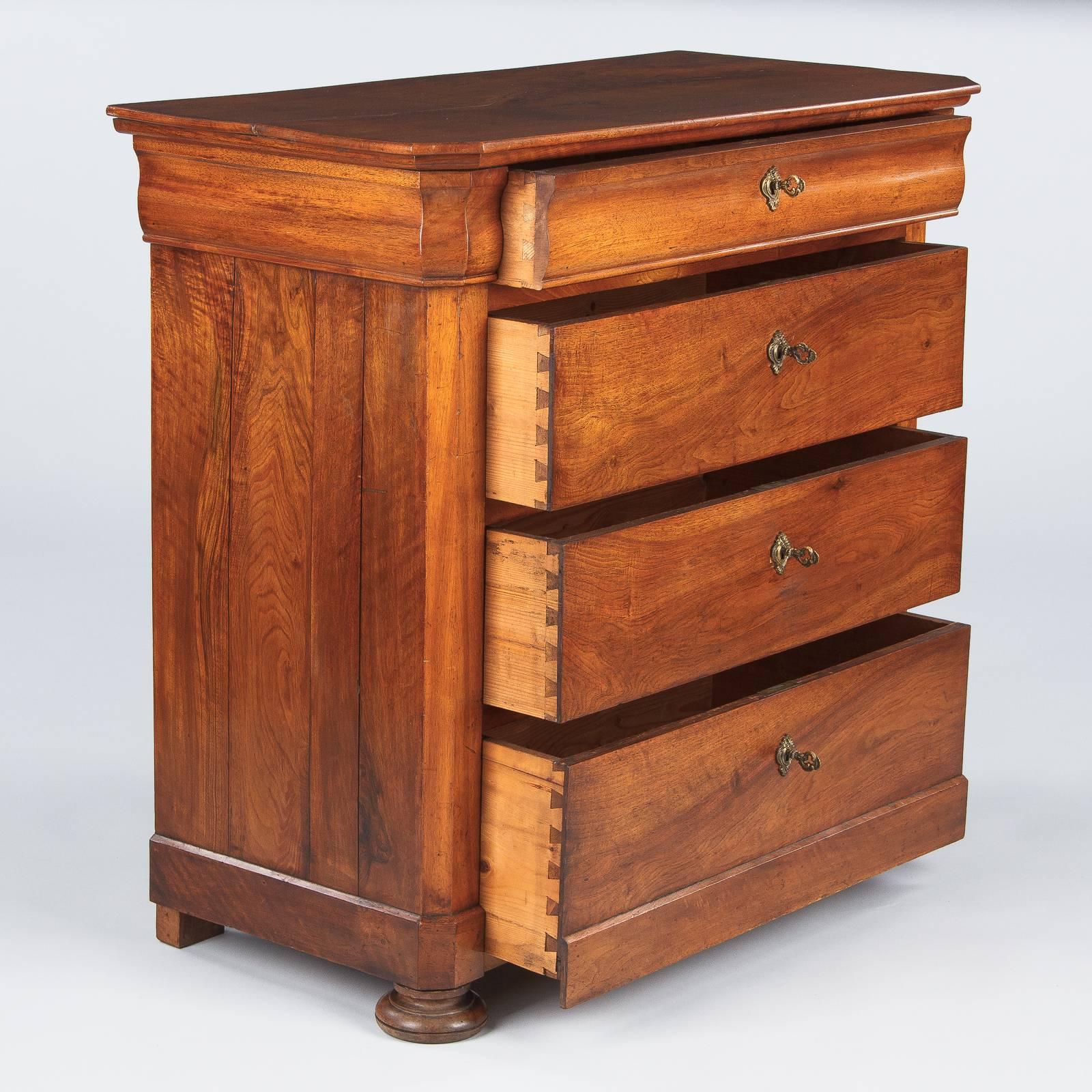 French Louis Philippe Walnut Chest of Drawers, Mid-1800s
