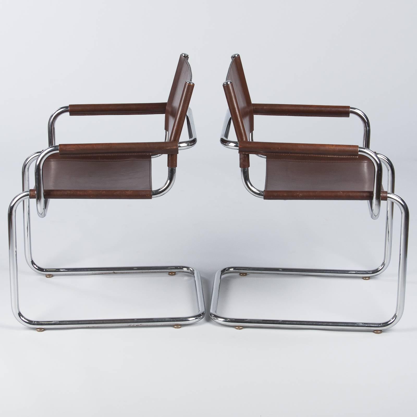 Set of Four Tubular Chrome and Leather Armchairs, 1960s In Good Condition In Austin, TX
