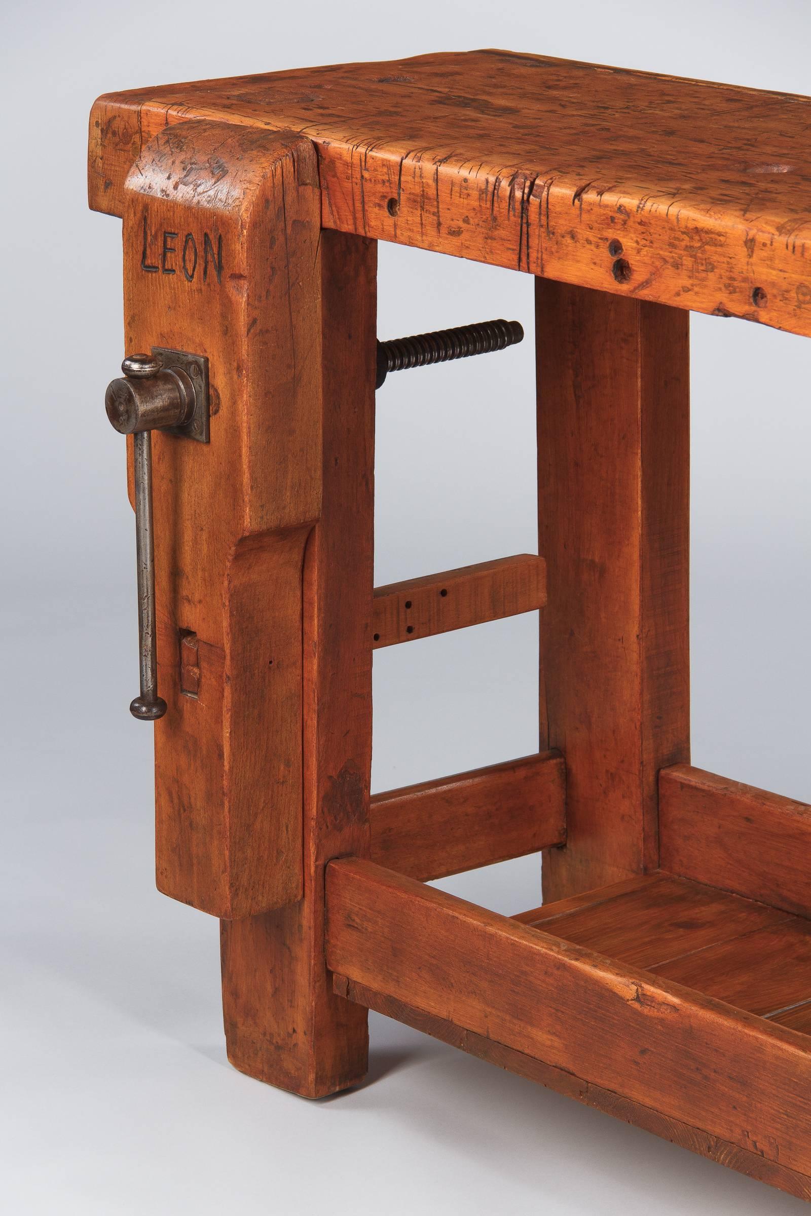 French Carpenter's Workbench in Beechwood, 1920s 1