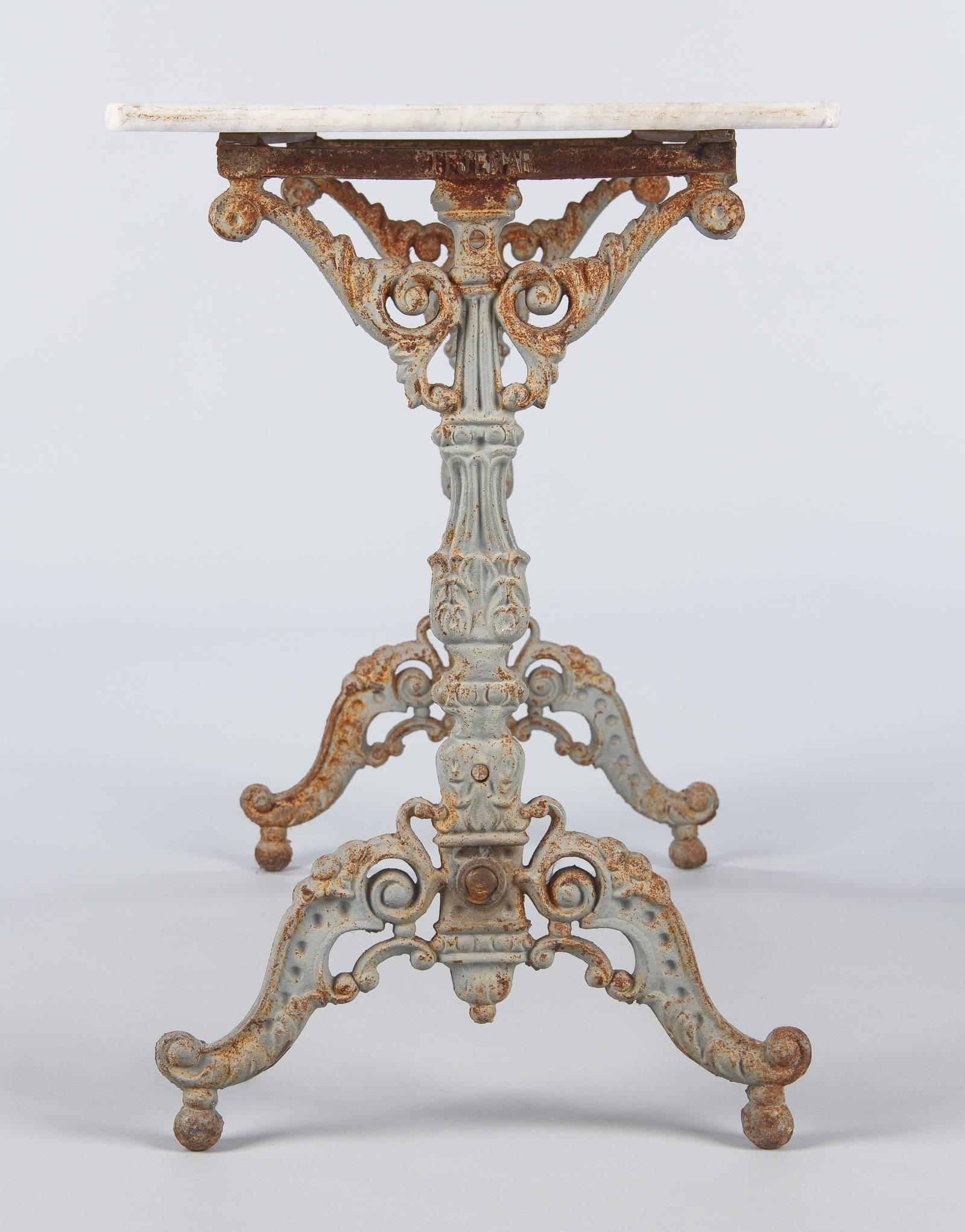 Pair of Spanish Rococo Iron Base Bistro Tables with Marble Tops, Late 1800s For Sale 4