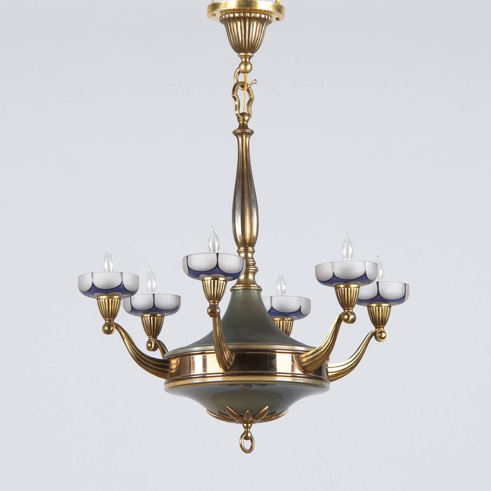 French Art Deco Green Tole and Brass Chandelier, 1930s 3