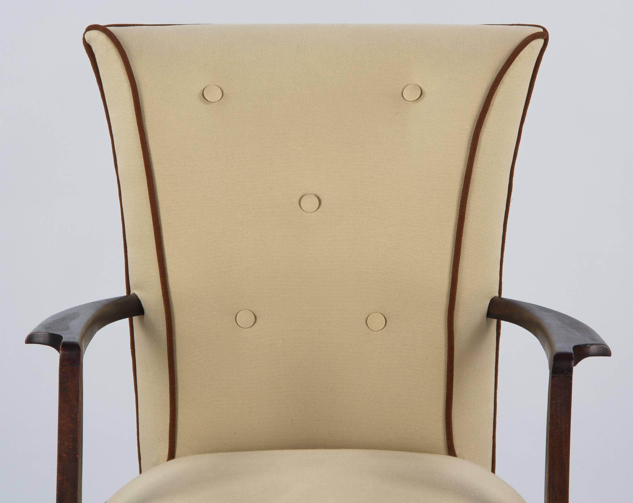 French Art Deco Beechwood Upholstered Armchair, 1940s In Good Condition In Austin, TX