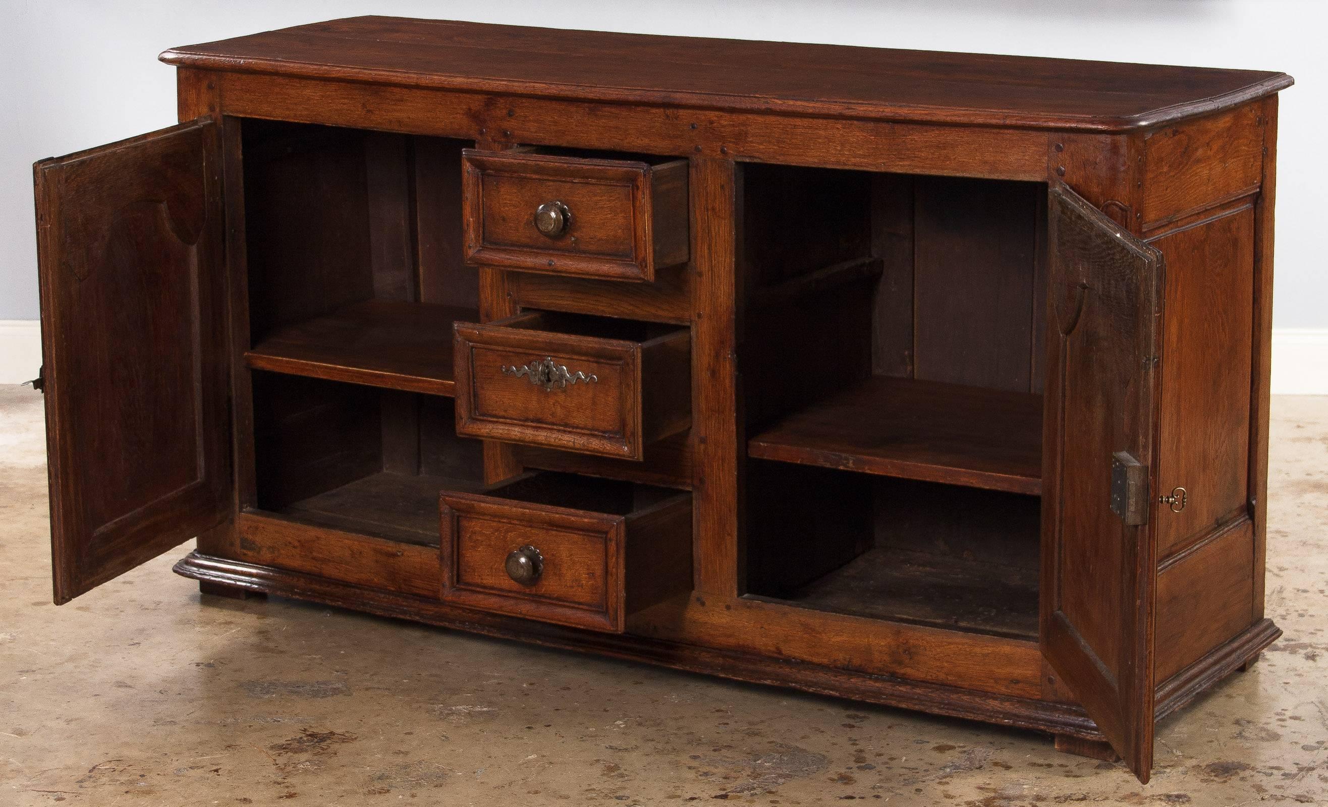 18th Century and Earlier 18th Century French Louis XIV Oak Buffet