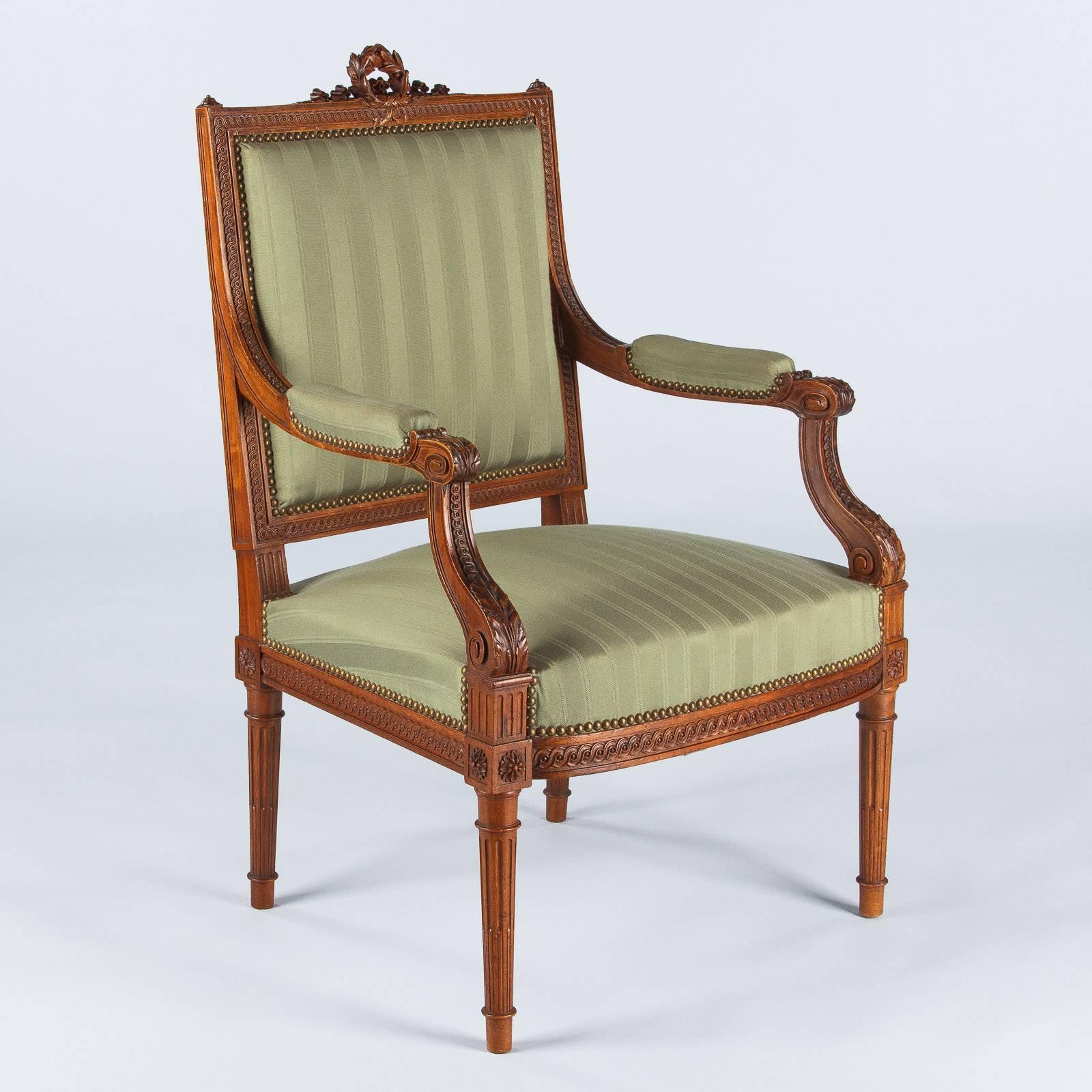 French Louis XVI Style Desk Armchair, Early 1900s In Good Condition In Austin, TX