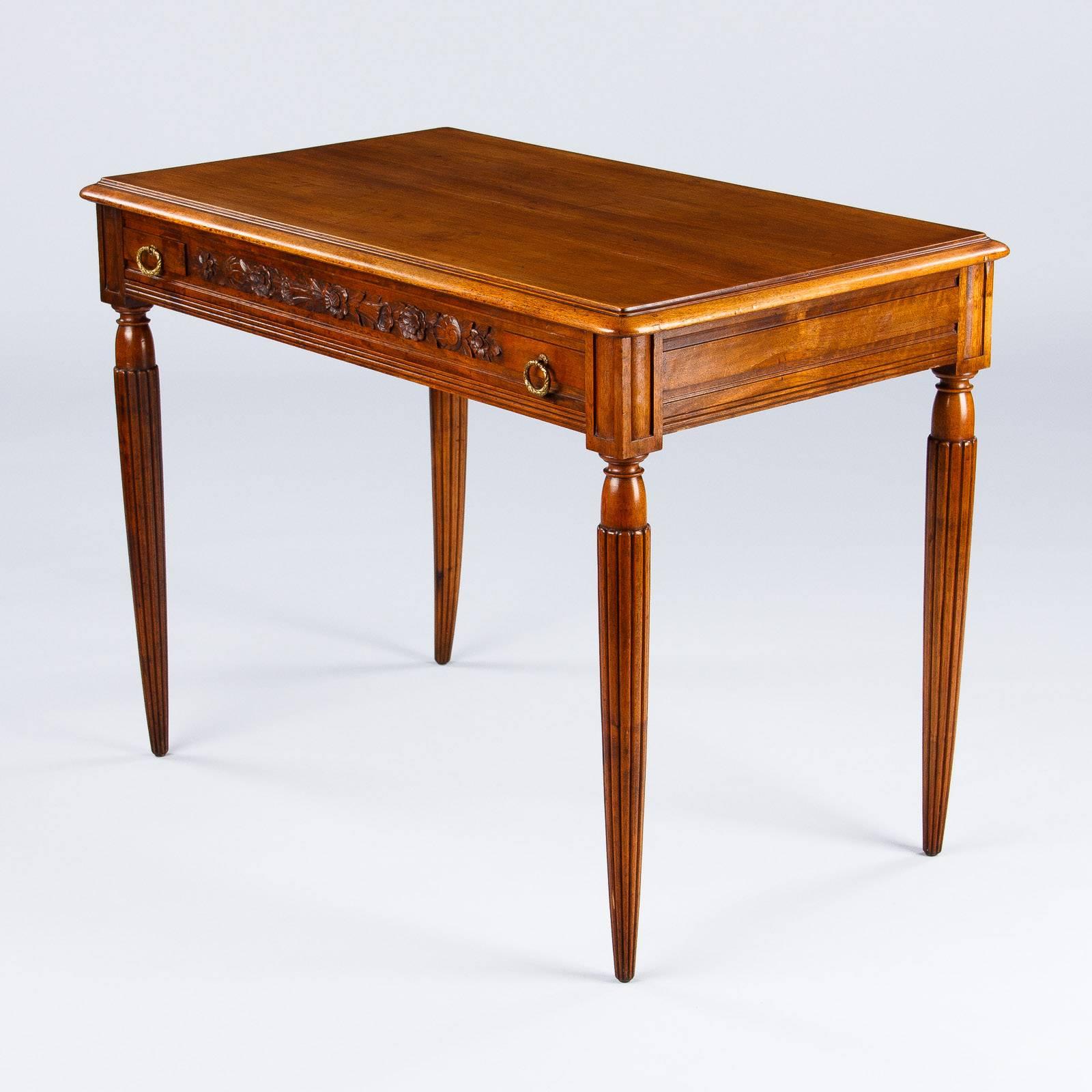 French Louis XVI Style Walnut Desk, Early 1900s 5