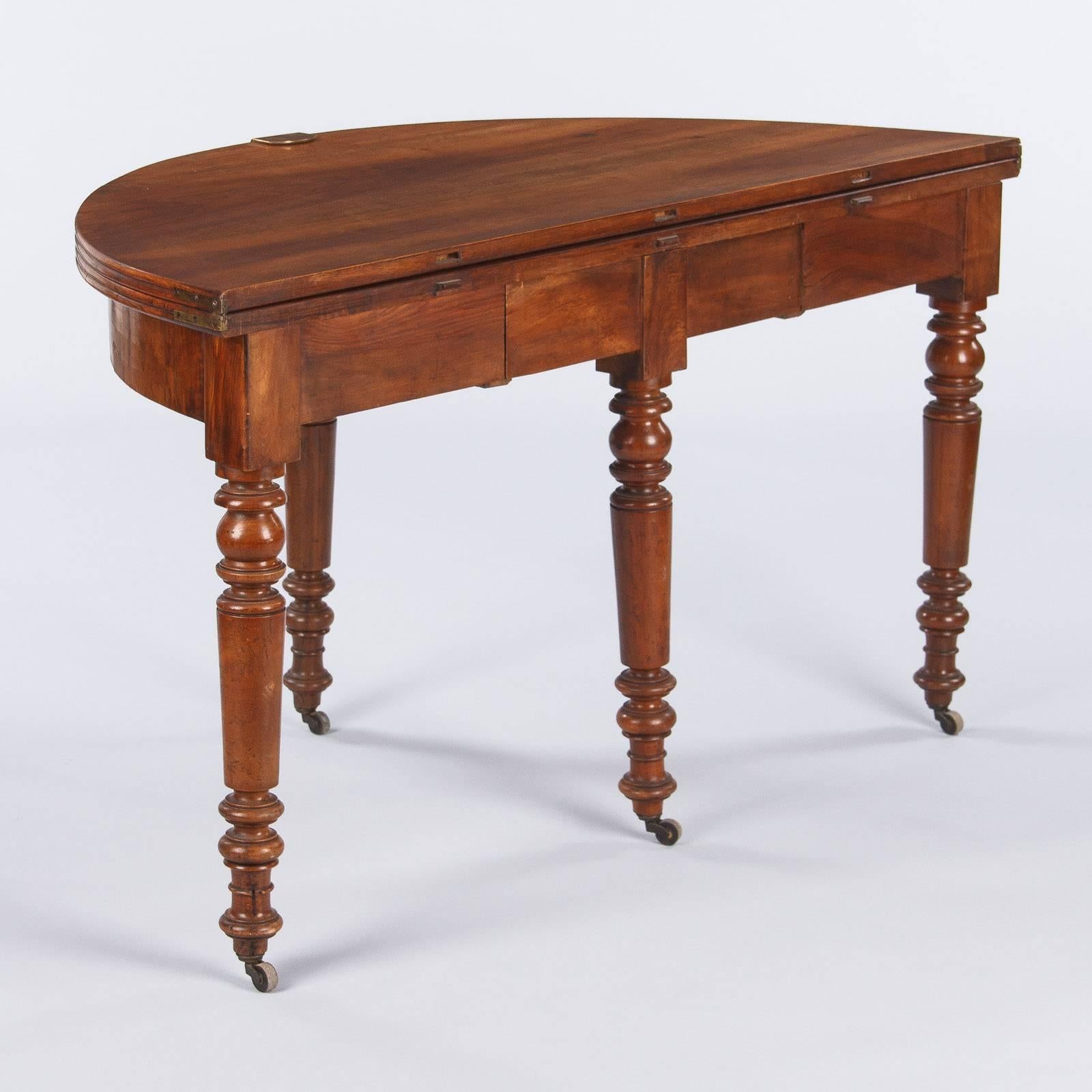Louis Philippe Demilune Walnut Table, France, 1830s In Good Condition In Austin, TX